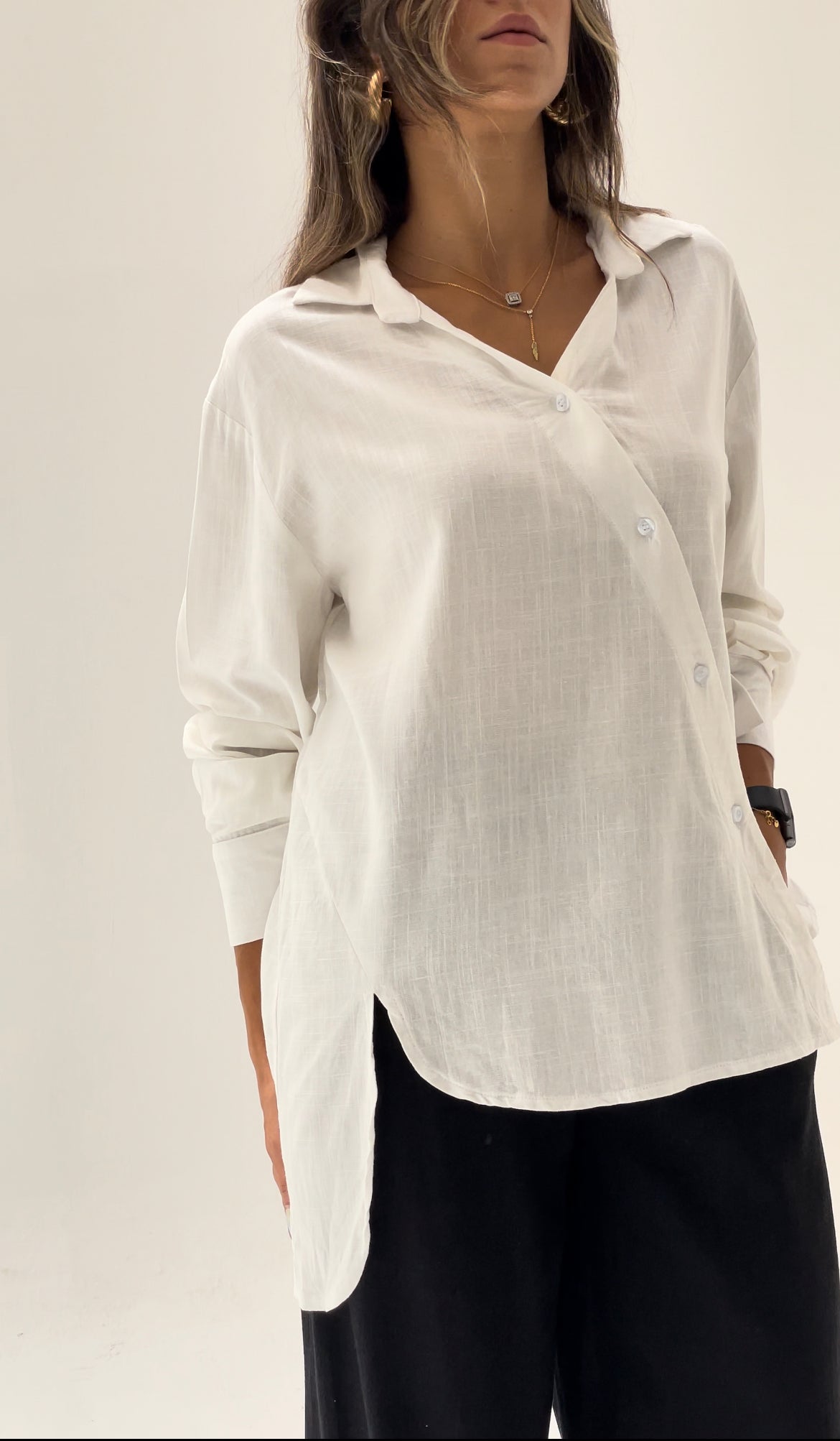 Side Buttons Shirt in White