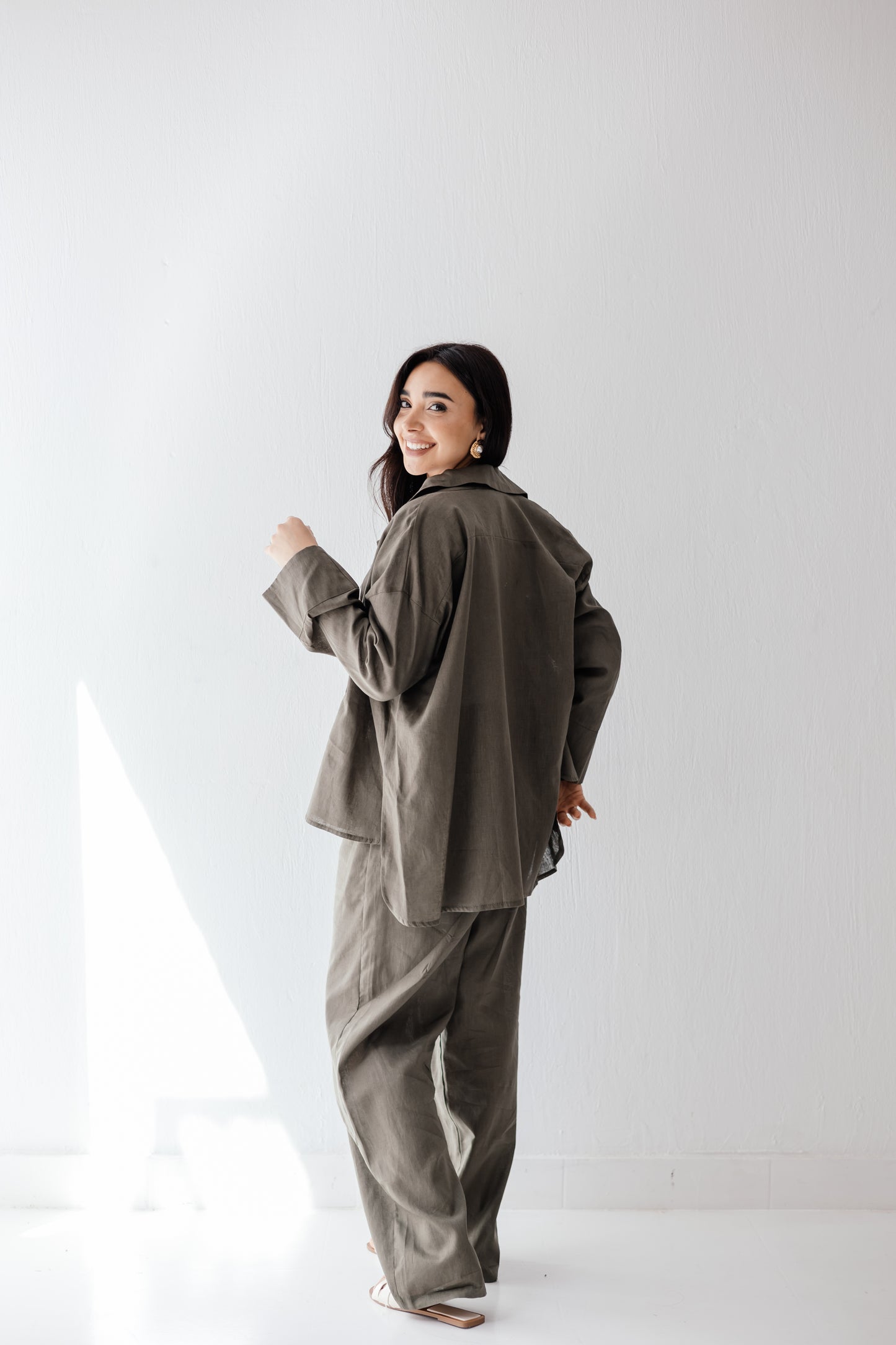 Linen Shirt in Olive