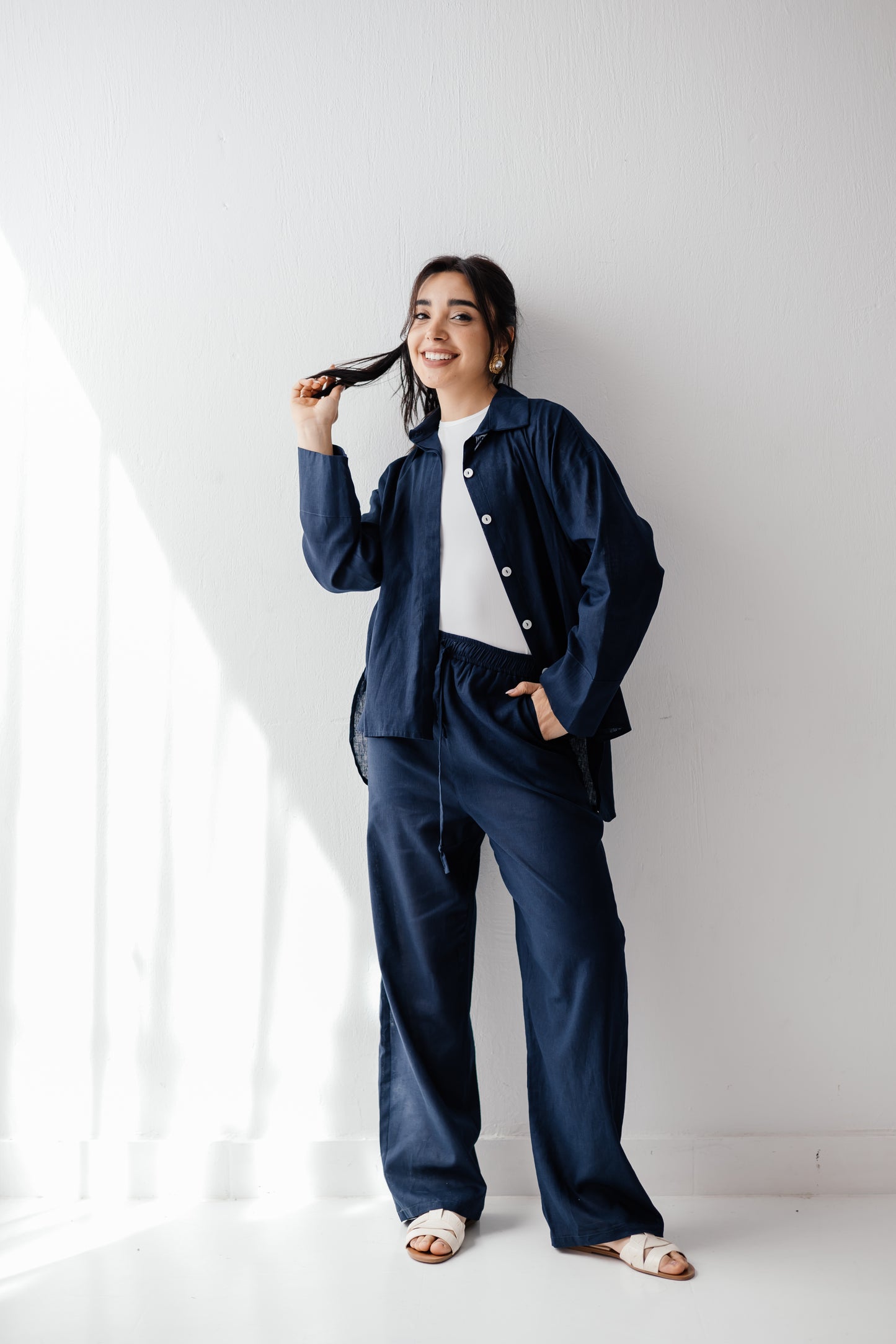 Linen Pants in Navy