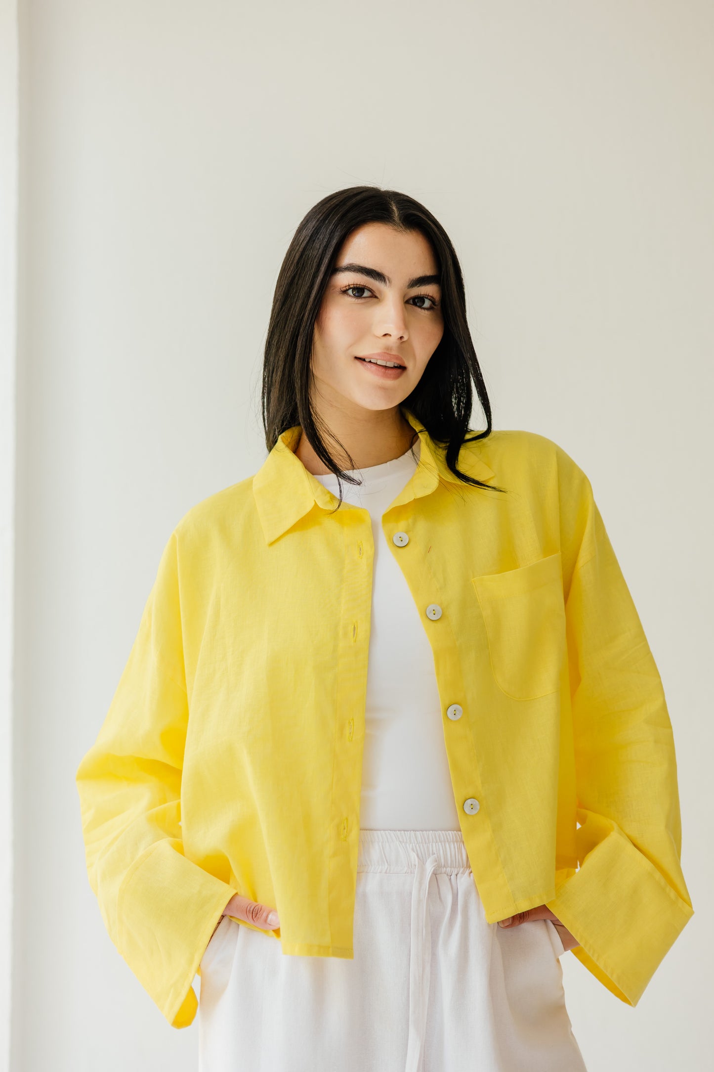 Cropped Linen Shirt in Yellow