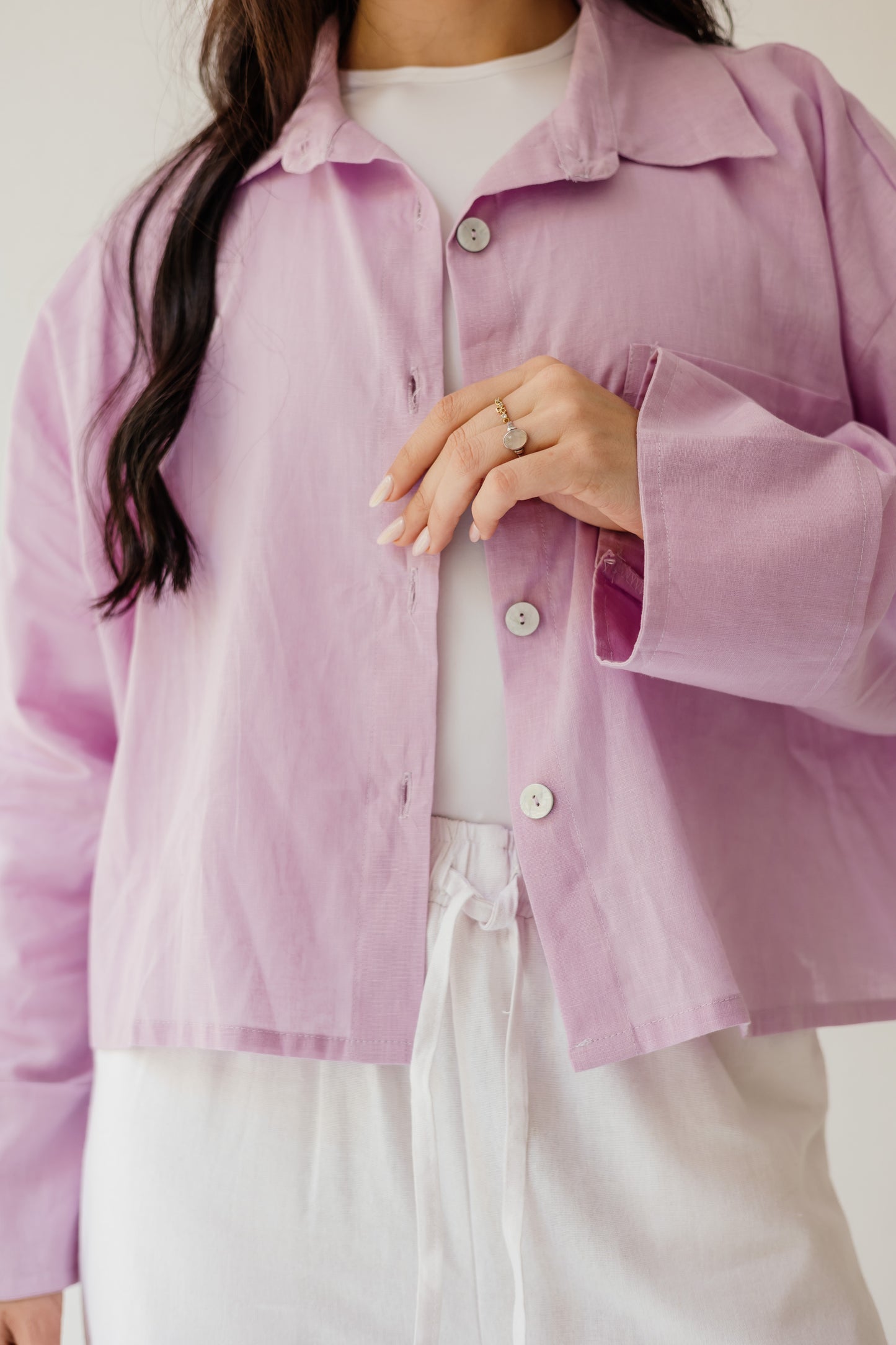 Cropped Linen Shirt in Lilac