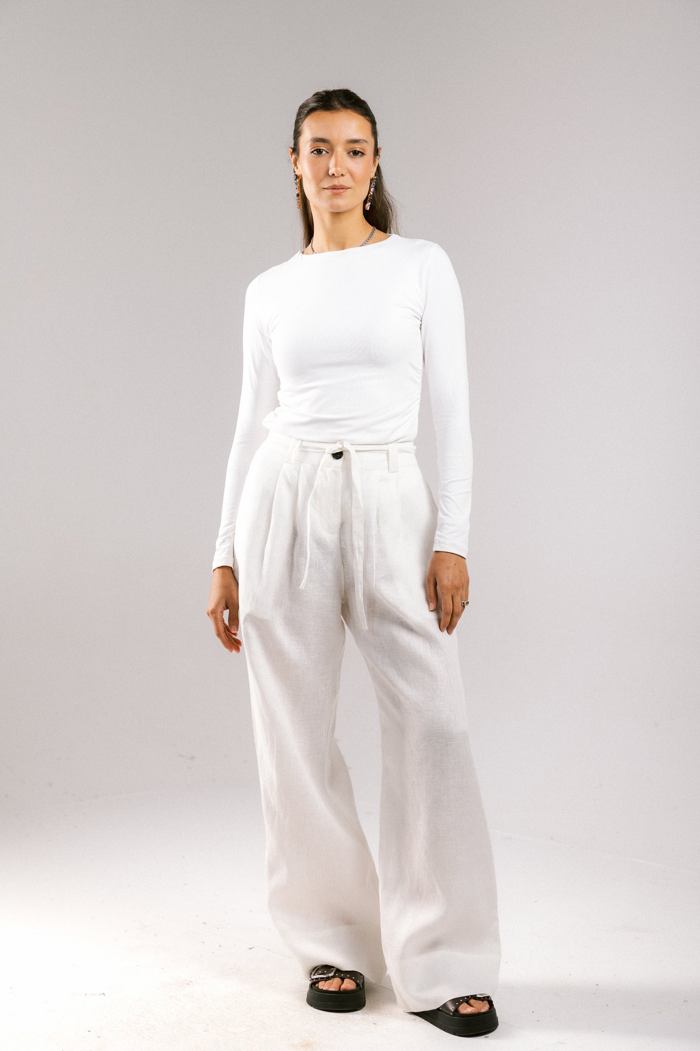 The Pleated Breeze Linen Pants - White