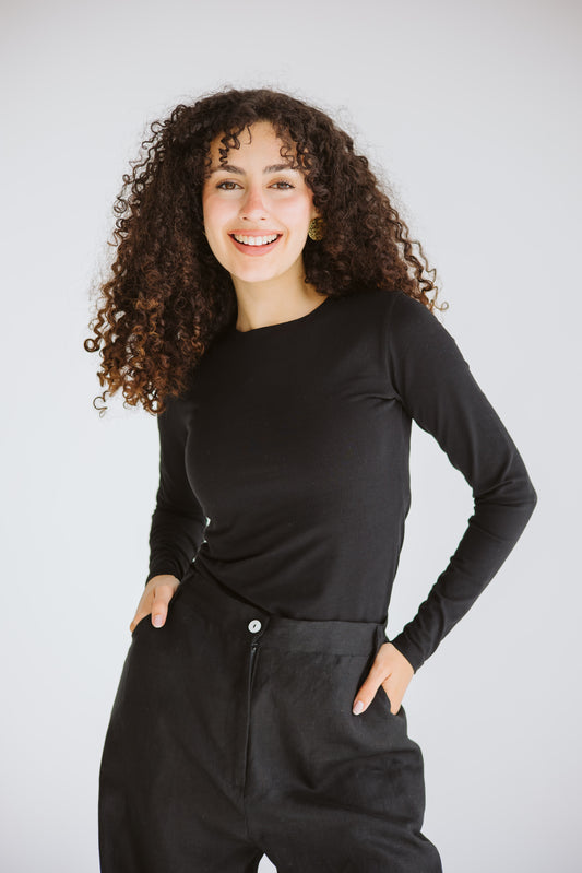 Beyond Basic Long Sleeve Top - Black