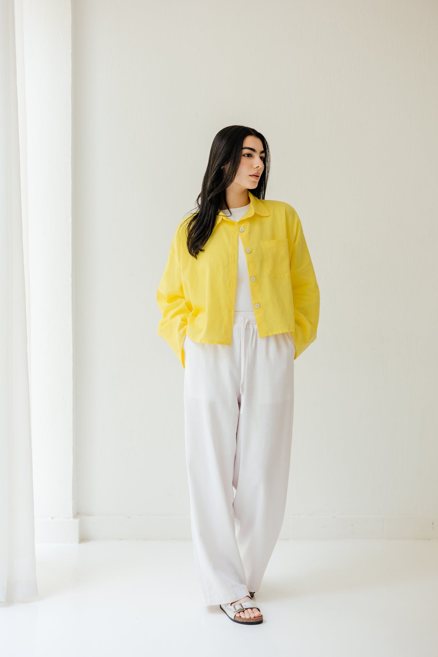 Cropped Linen Shirt in Yellow