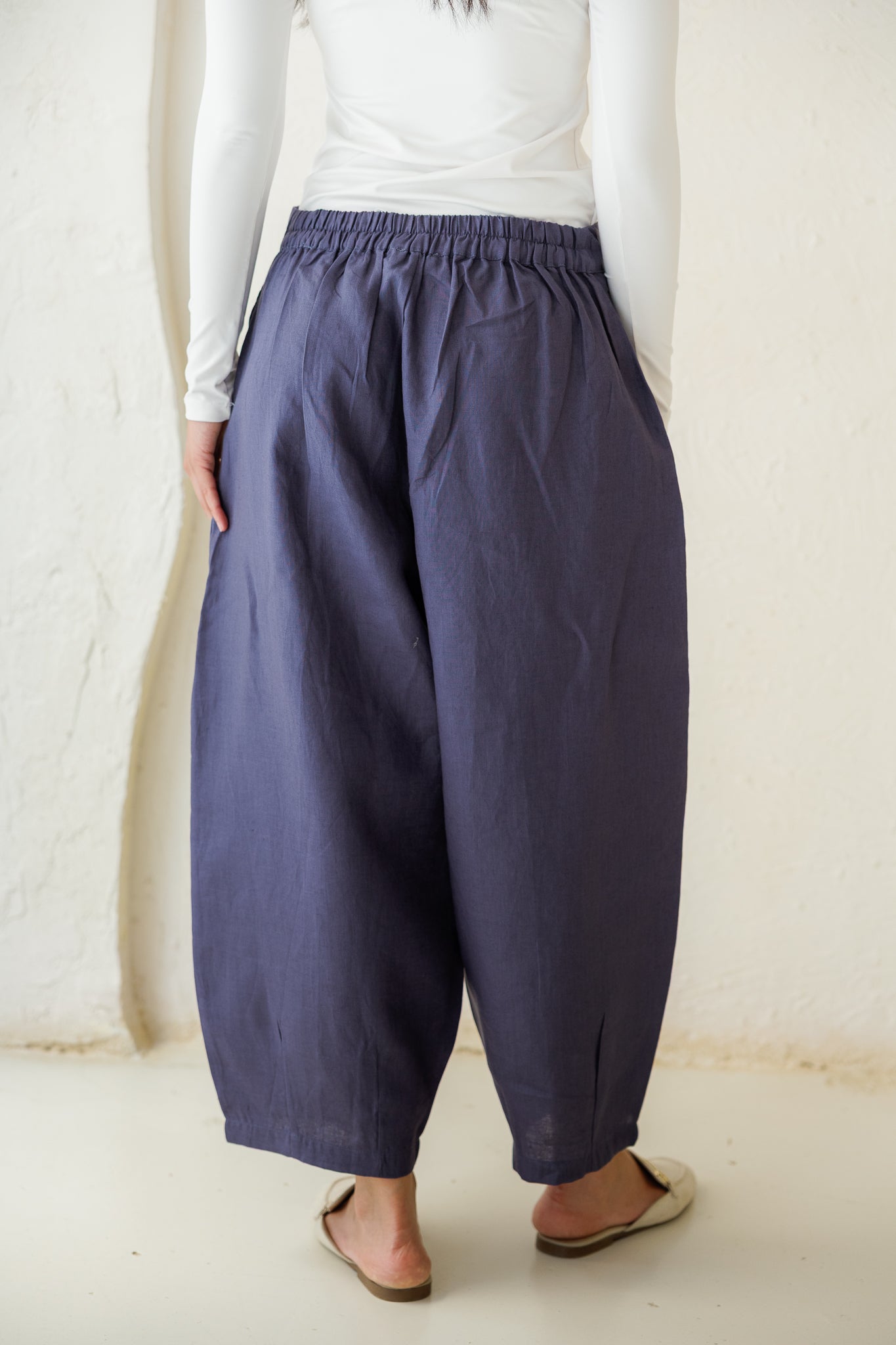 Essential Balloon Linen Pants - Navy