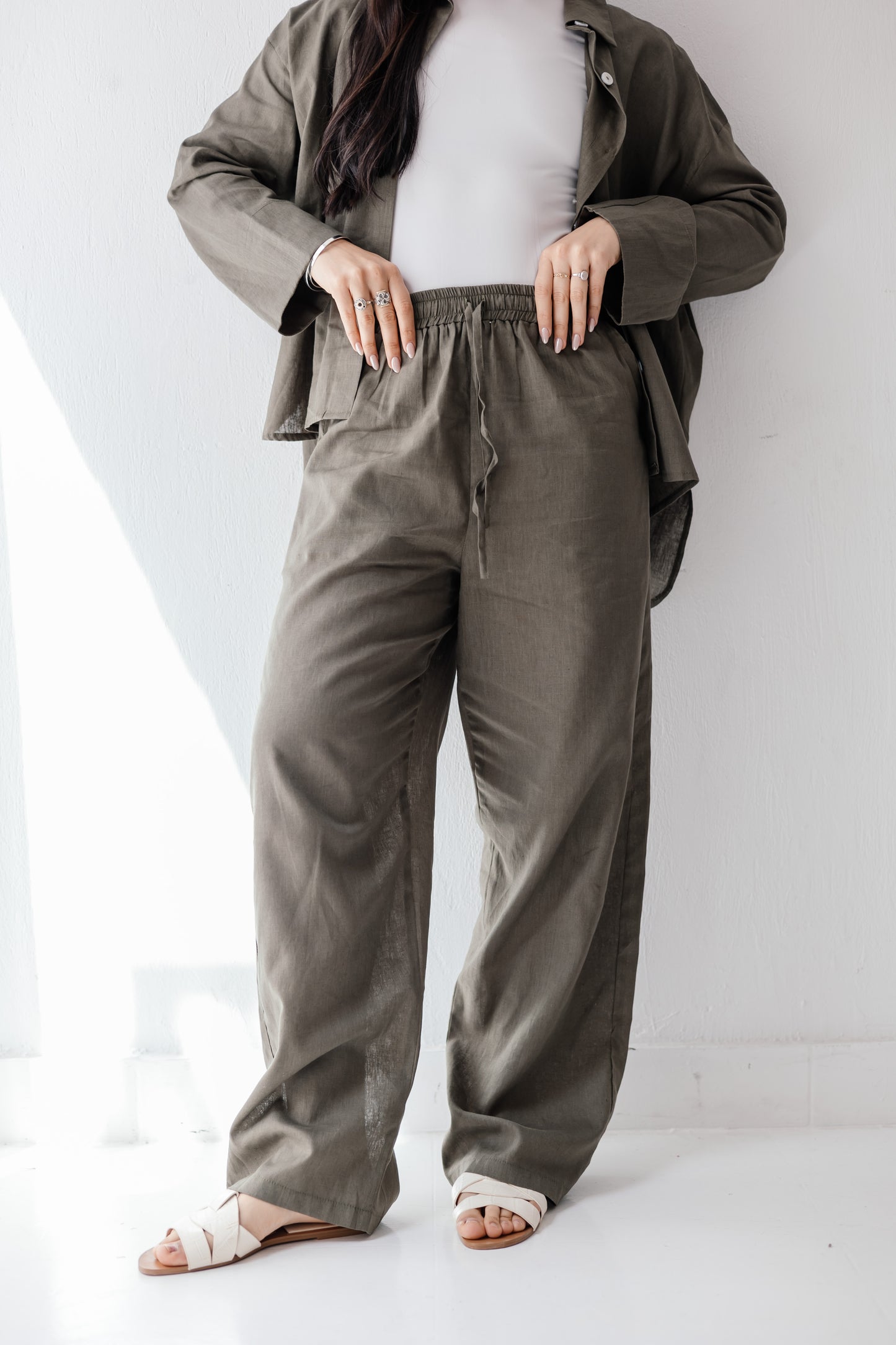 Linen Pants in Olive