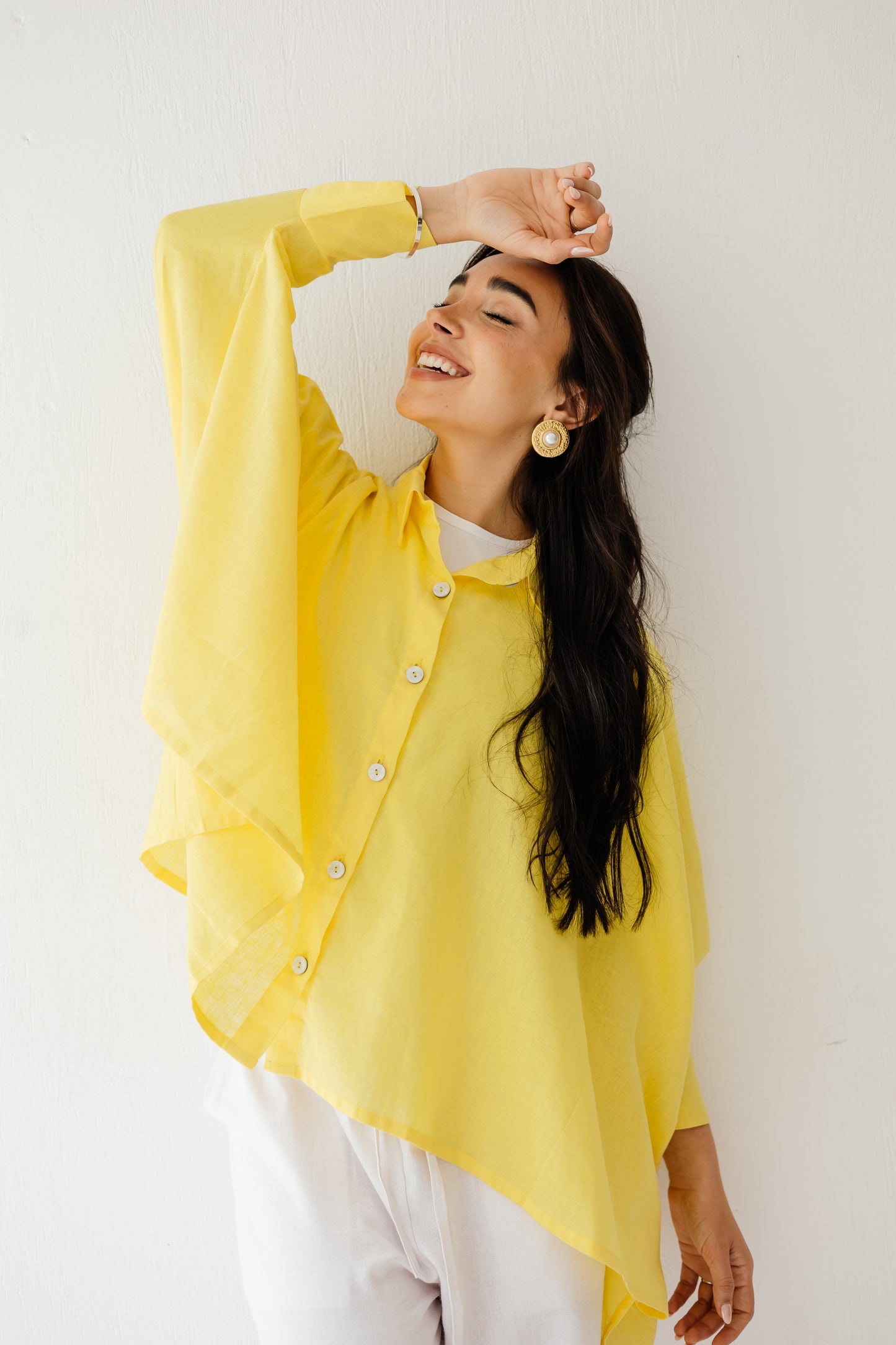 City Diaries Linen Cape in Yellow