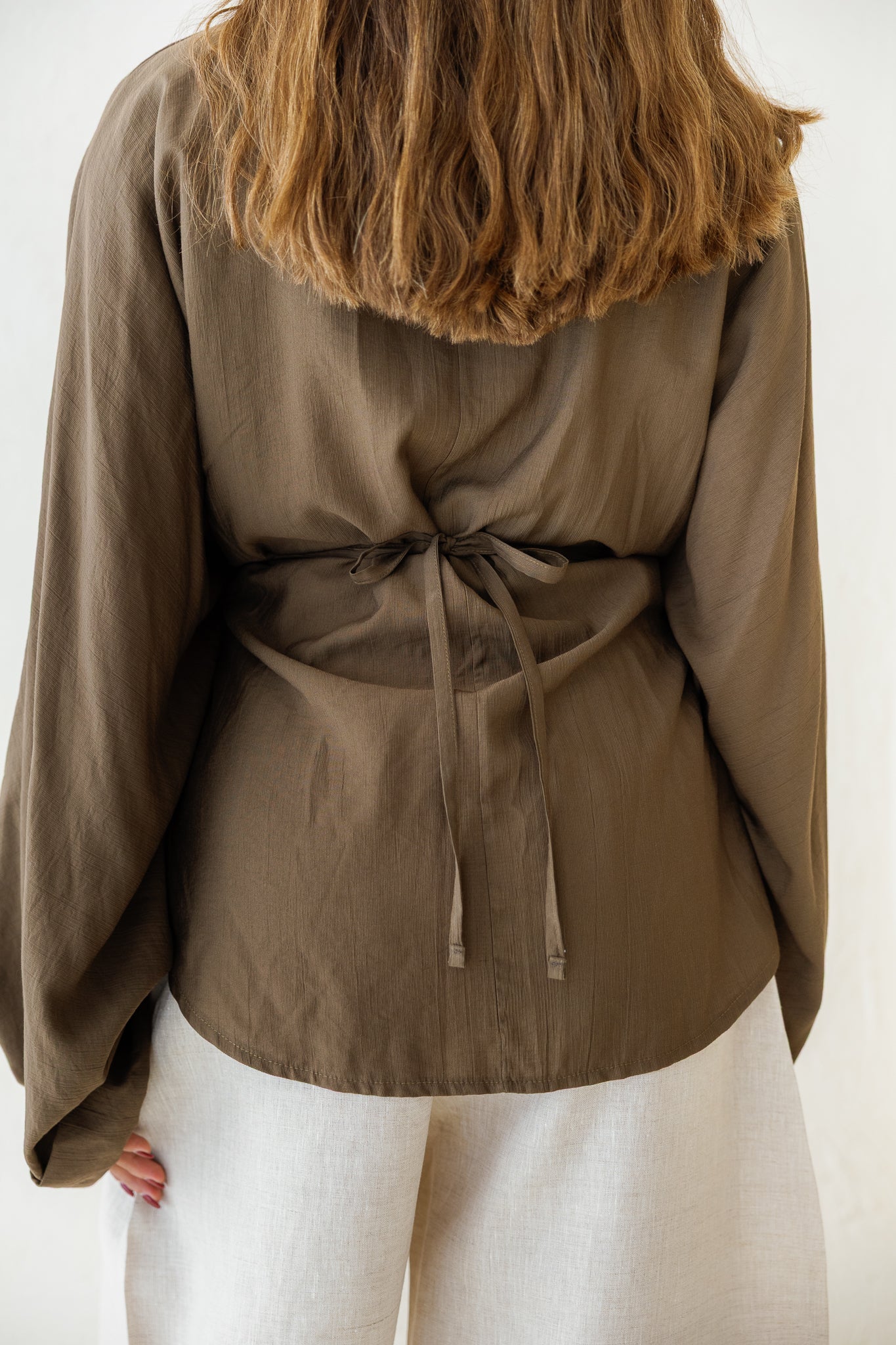 Daisy Field Cardigan - Brown