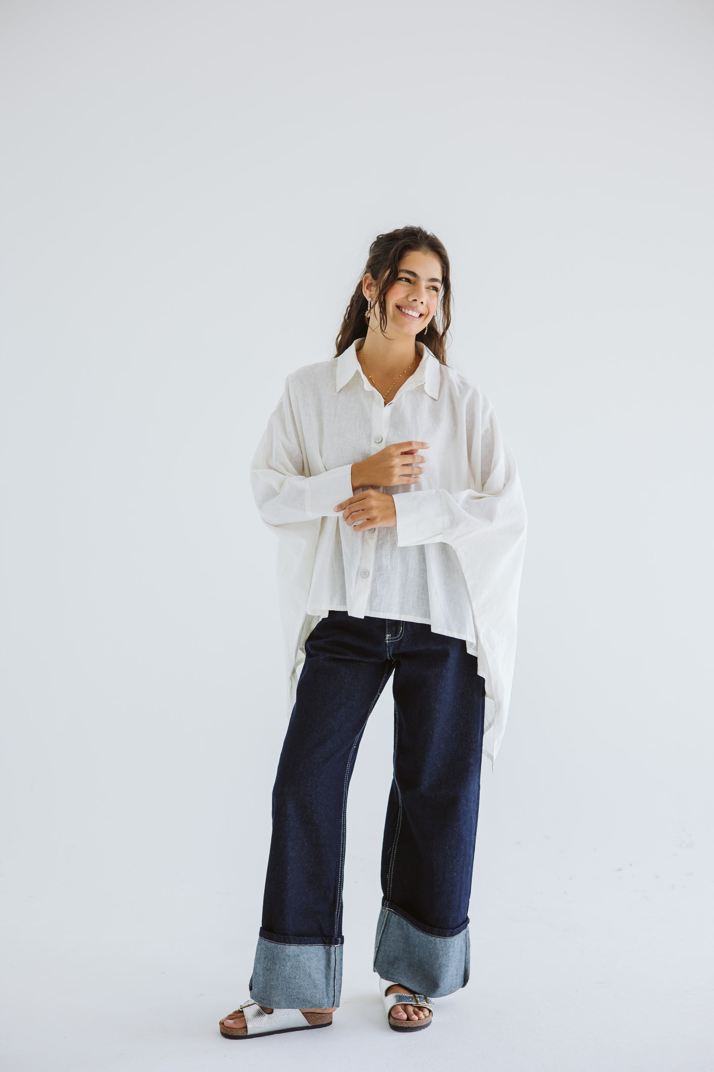 City Diaries Linen Cape in White