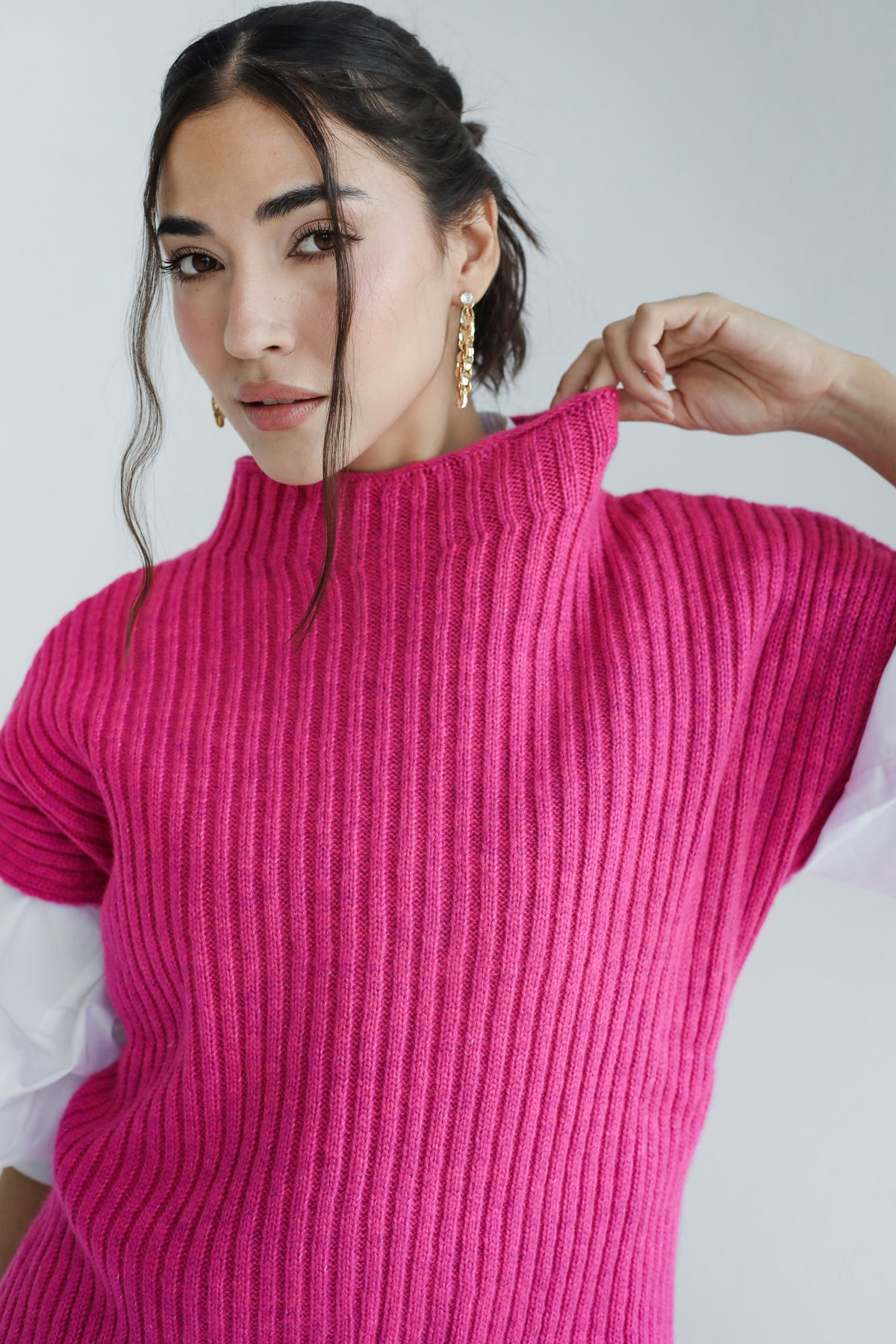 Sun Dazed Knit Vest - Fuchsia