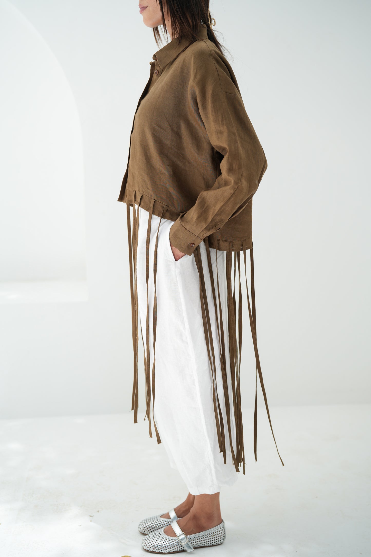 Girl’s Girl Linen Top - Taupe
