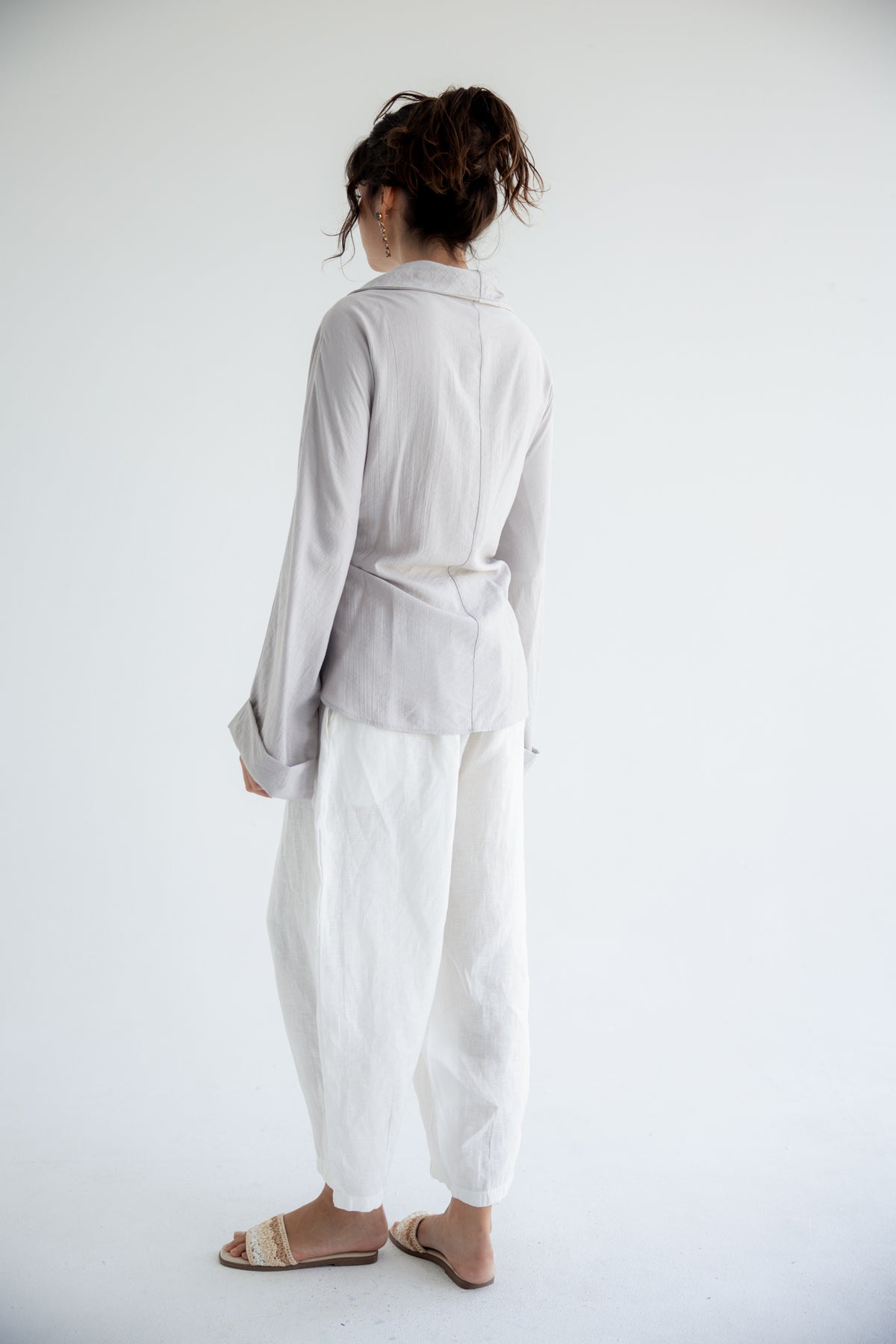 Daisy Field Cardigan - Grey