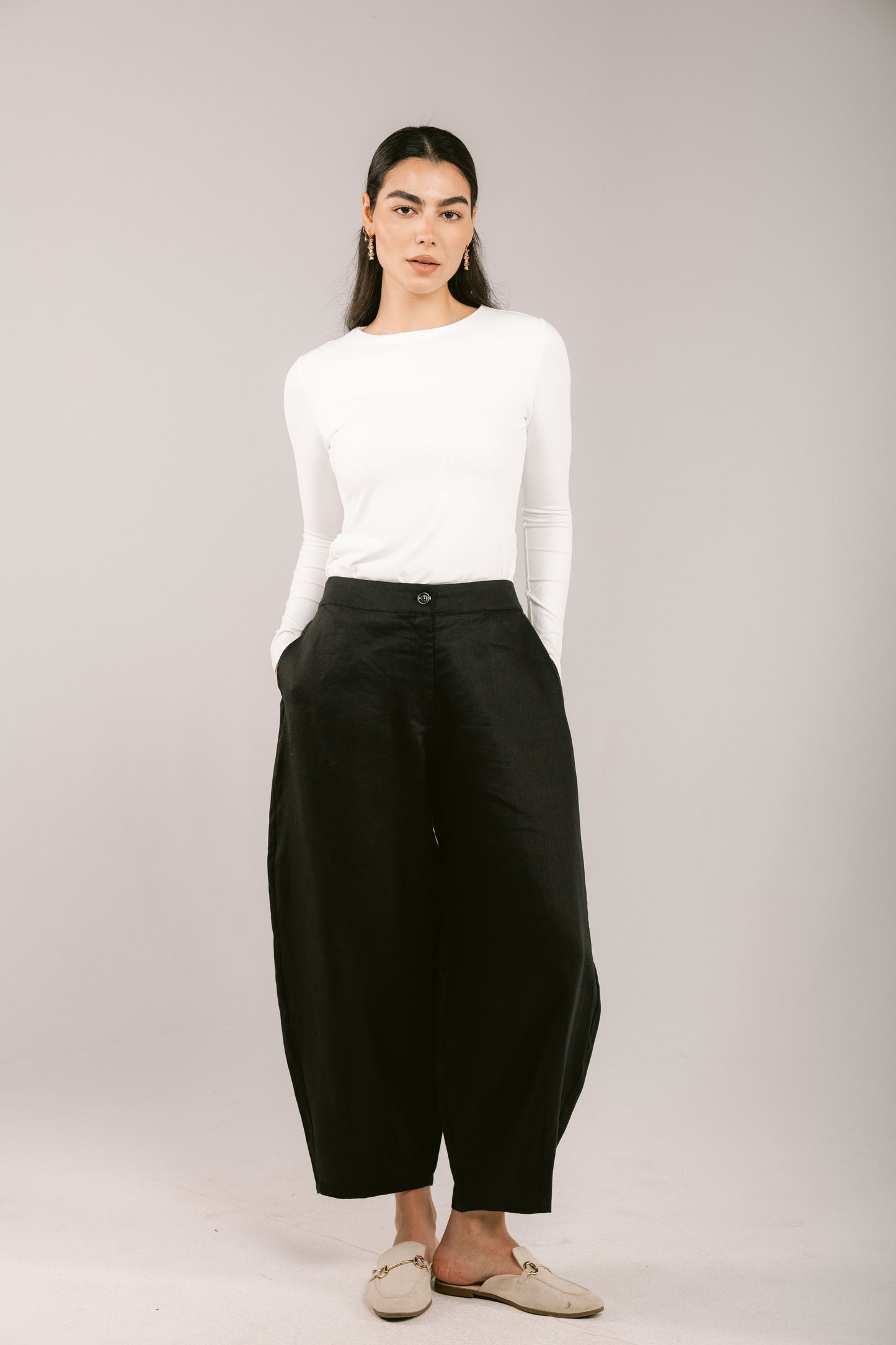 Essential Balloon Linen Pants - Black