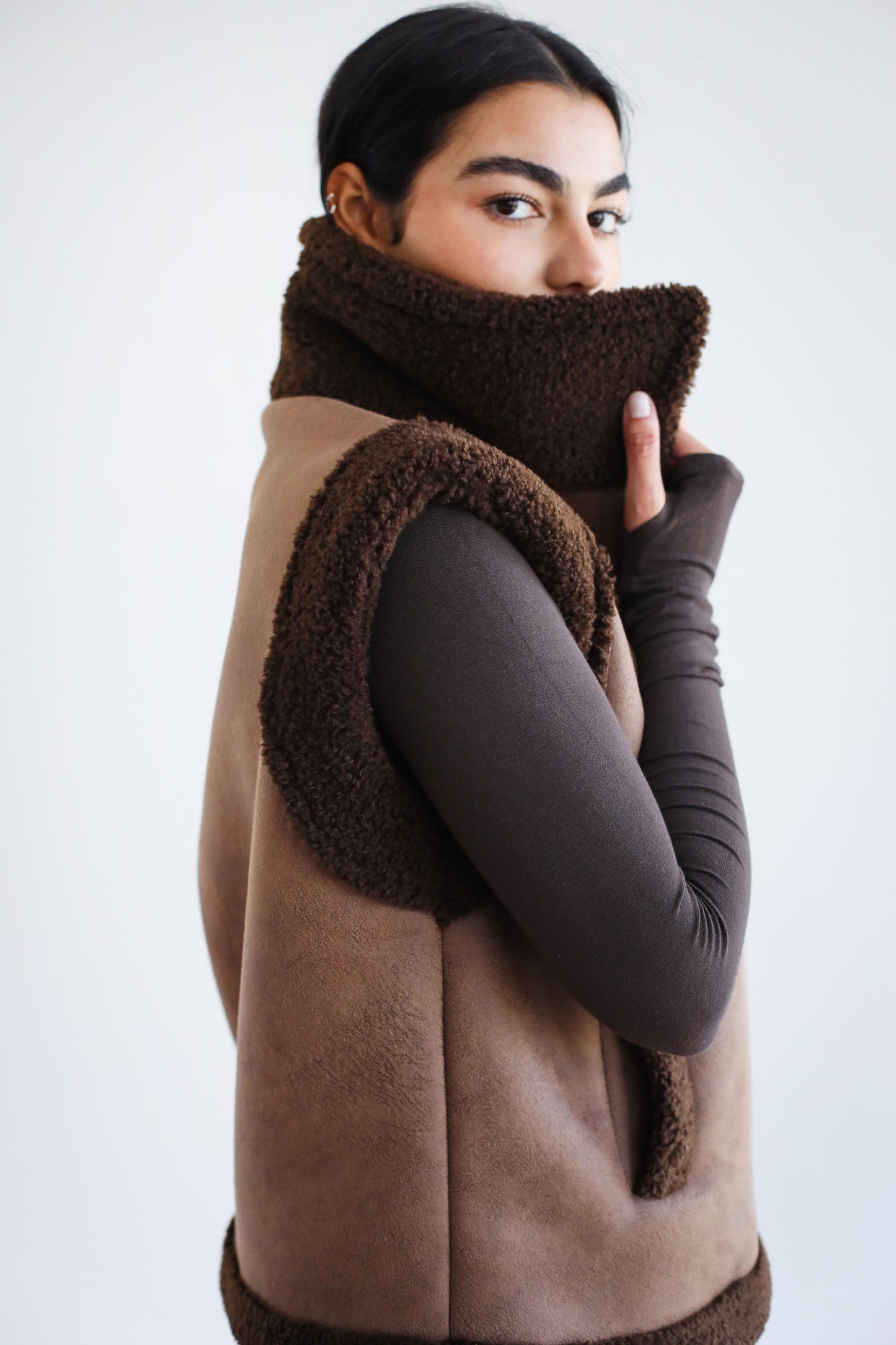 Snowflakes Leather Vest - Brown