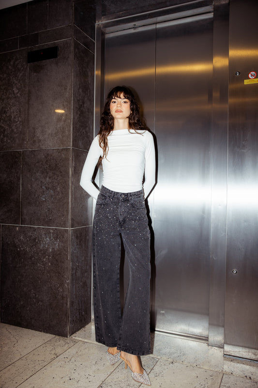 She’s The Moment Denim Pants in Washed Grey