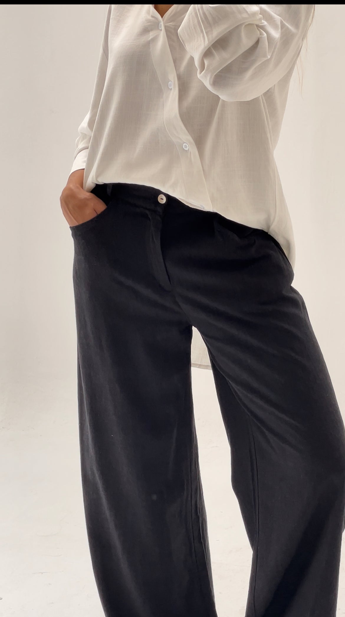 Linen Pants in Black