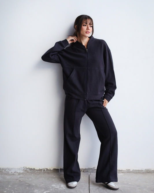 Relaxed To The Max Set - Navy