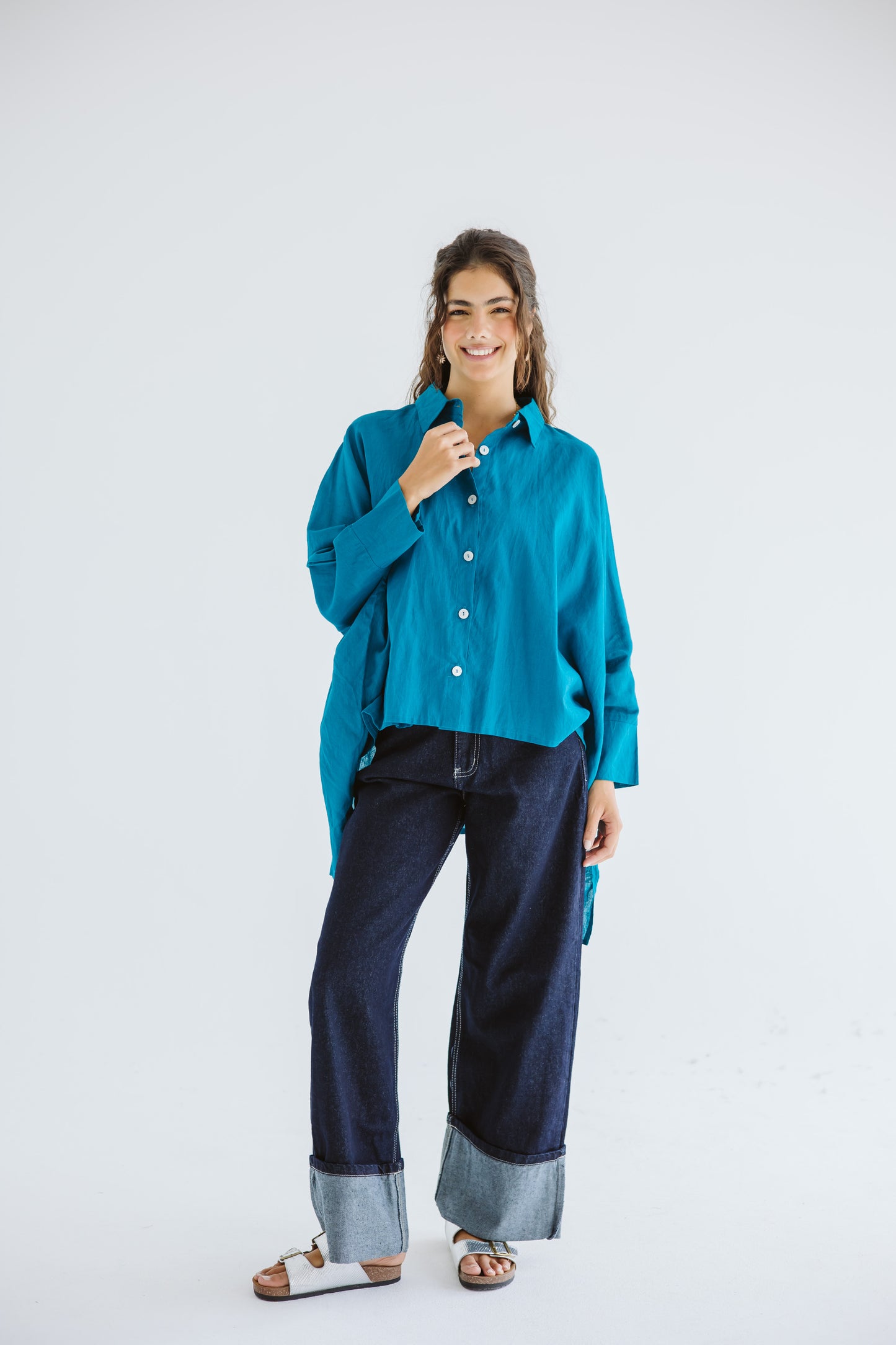 City Diaries Linen Cape in Teal