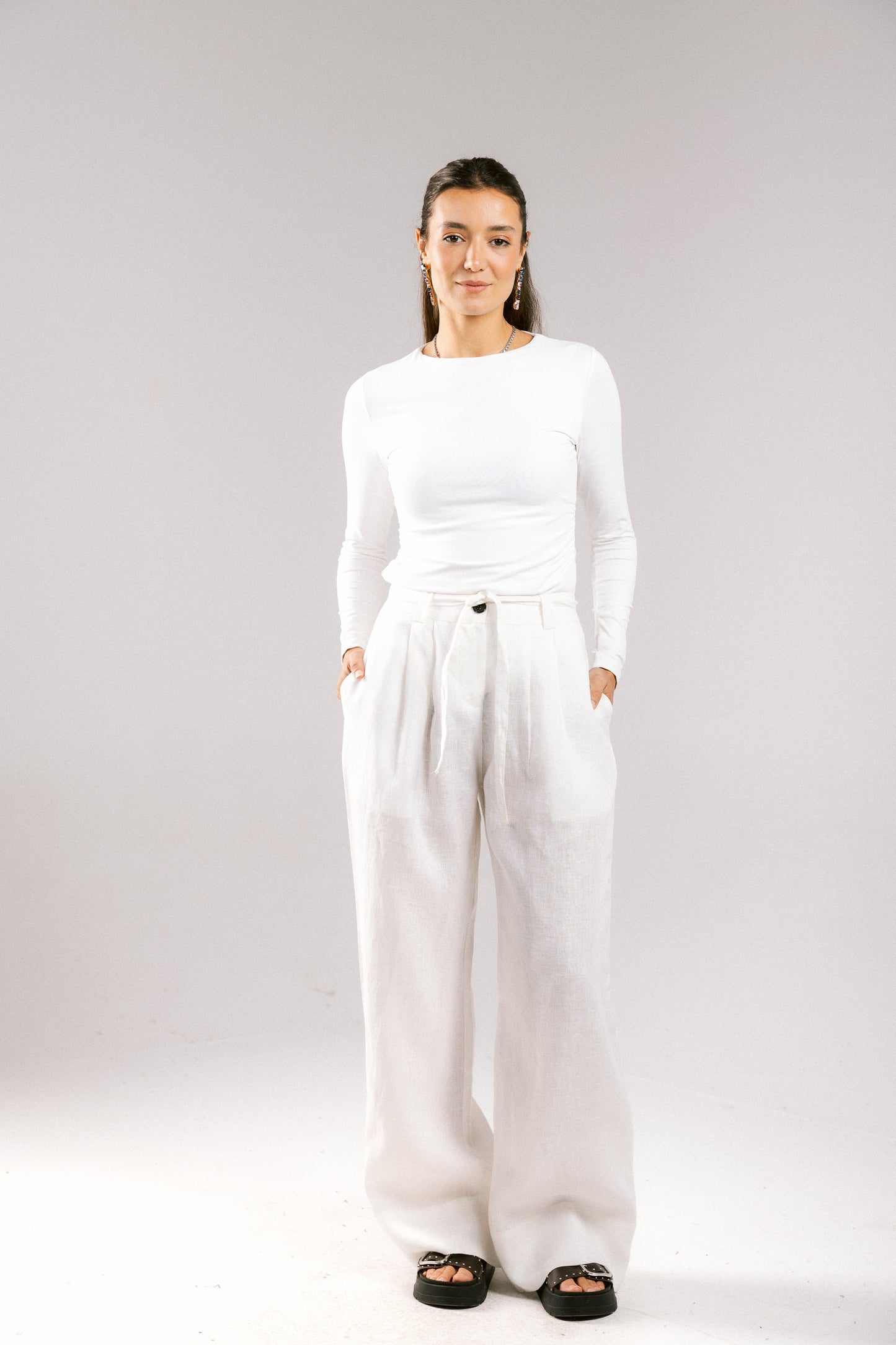 The Pleated Breeze Linen Pants - White