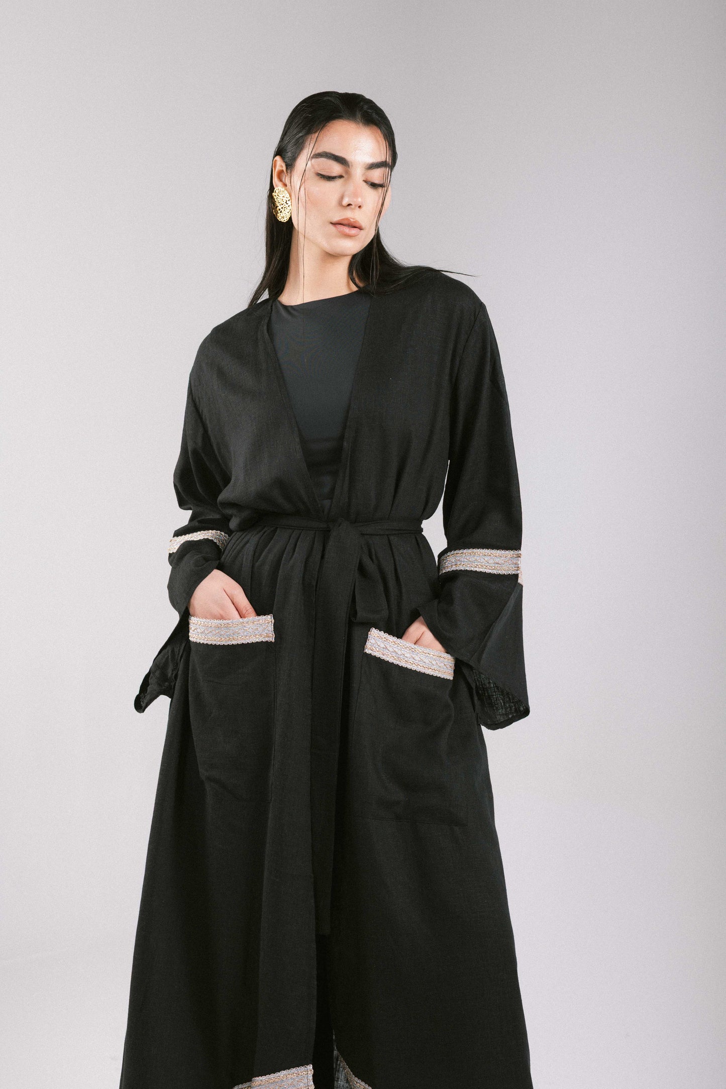 The Linen Kaftan in Black