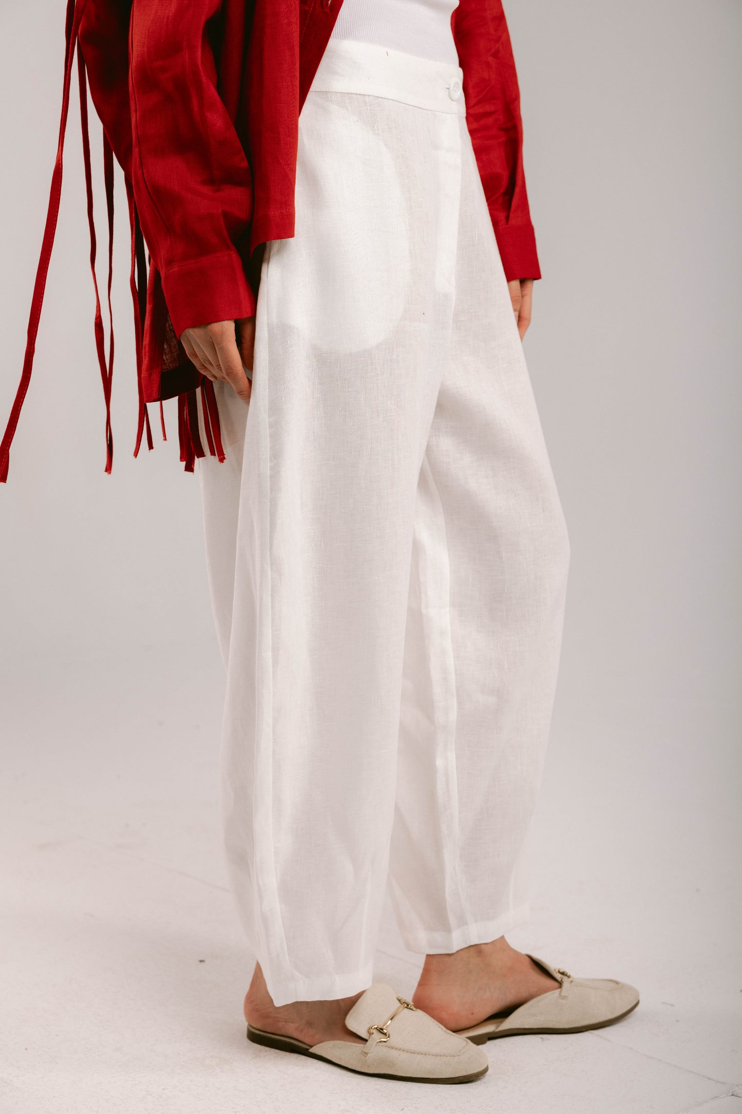 Essential Balloon Linen Pants - White
