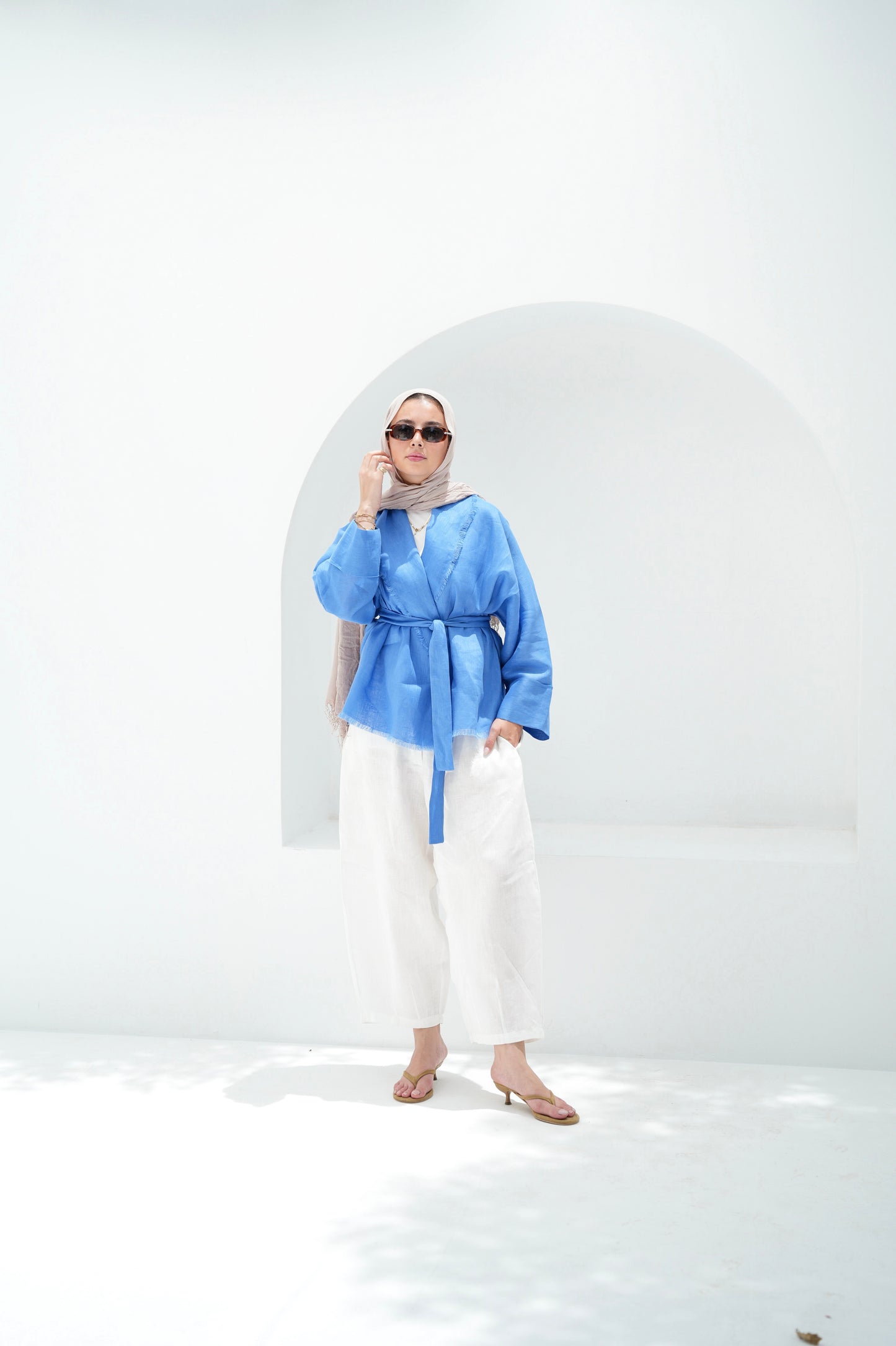 Sun Chaser Linen Cardigan - Cobalt