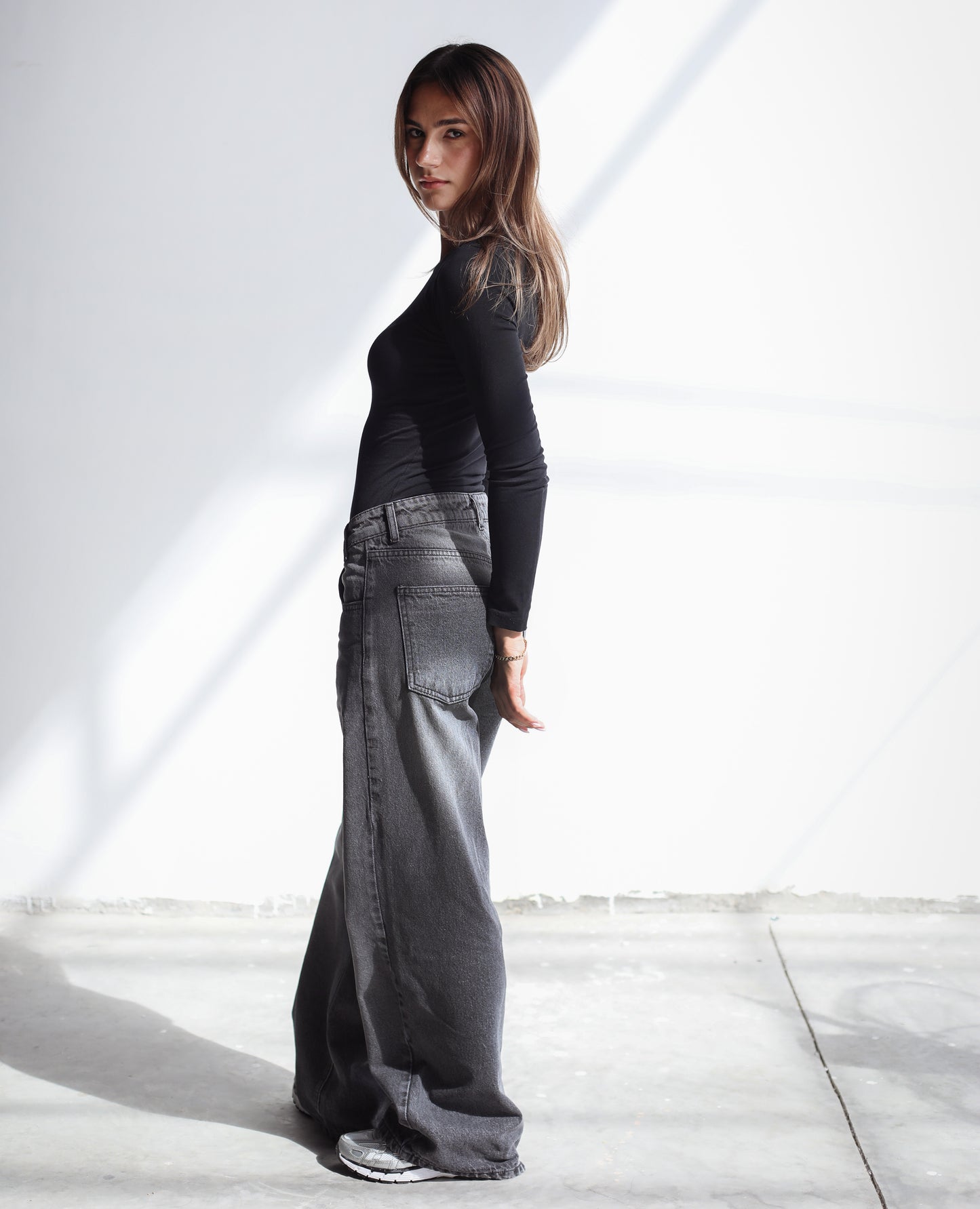 The Perfect Jeans With Crossover Waist - Washed Grey