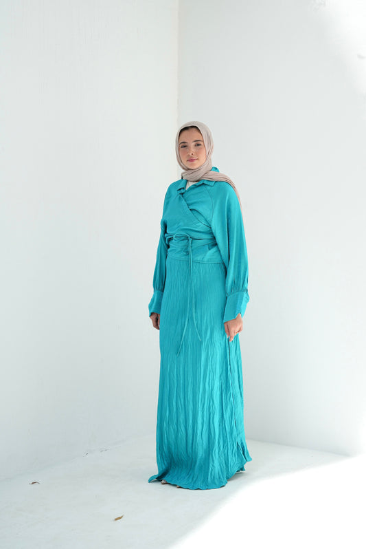 Crushed Shimmery Skirt in Turqoise