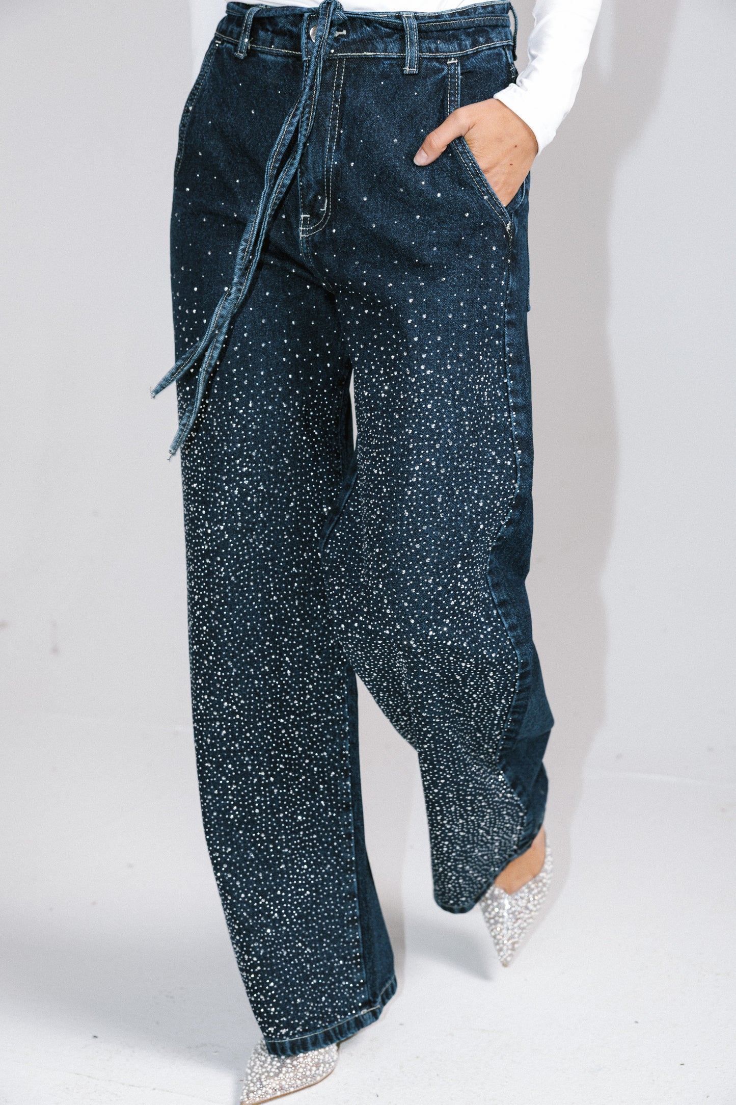 Unmatched Denim Pants in Dark Blue