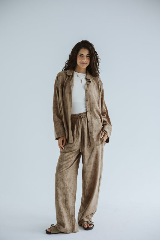 Coastal Bloom Set in Camel