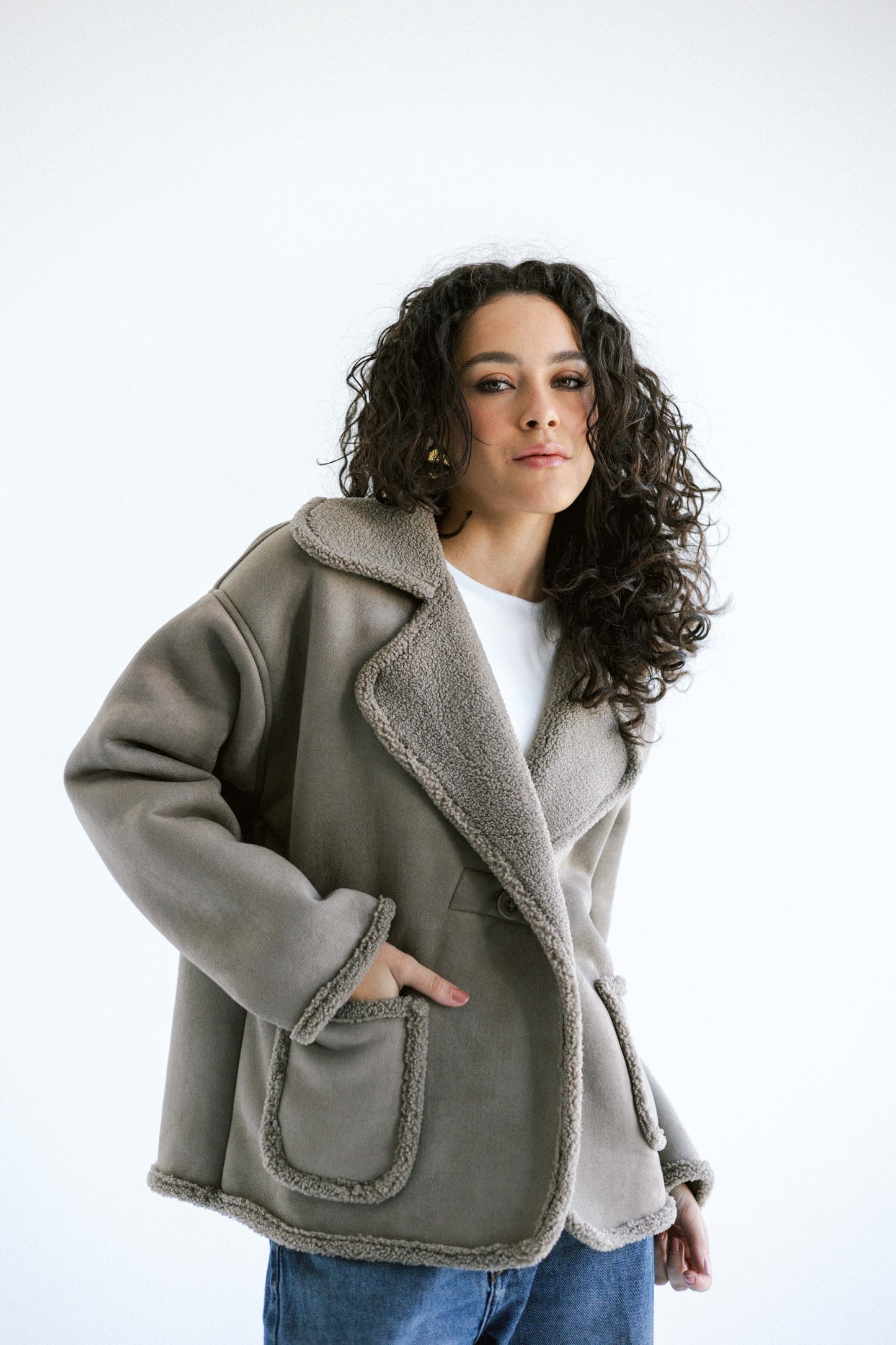 Warmth Shearling Jacket - Taupe