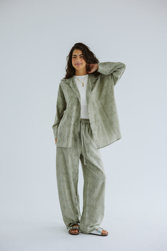 Coastal Bloom Set in Olive