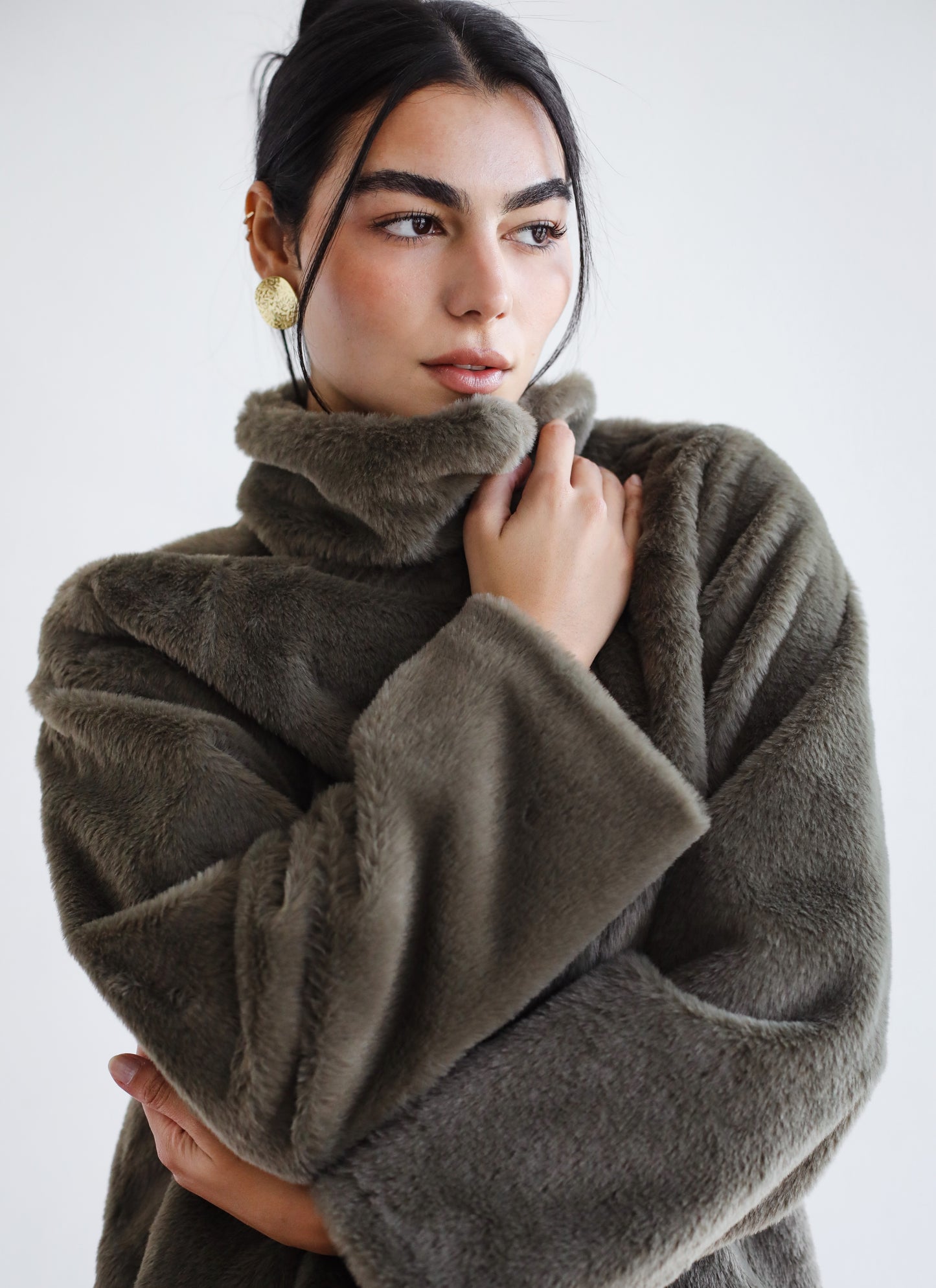 Stunner Faux Fur Jacket - Olive