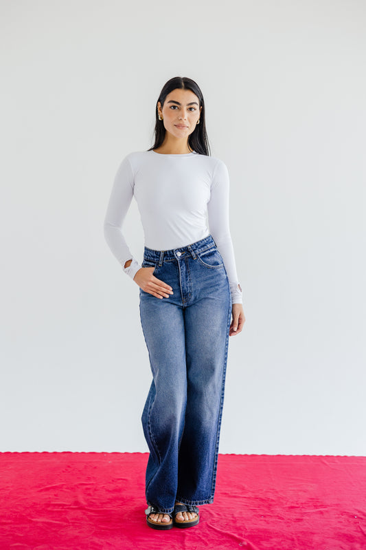 Wide-Leg High-Waist Jeans in Blue