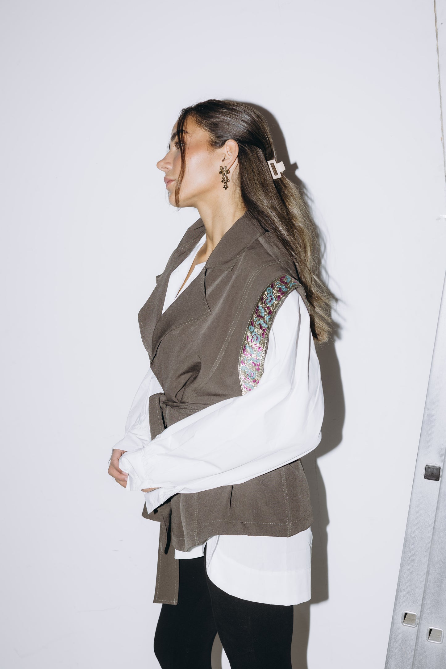 Top Notch Vest in Brown