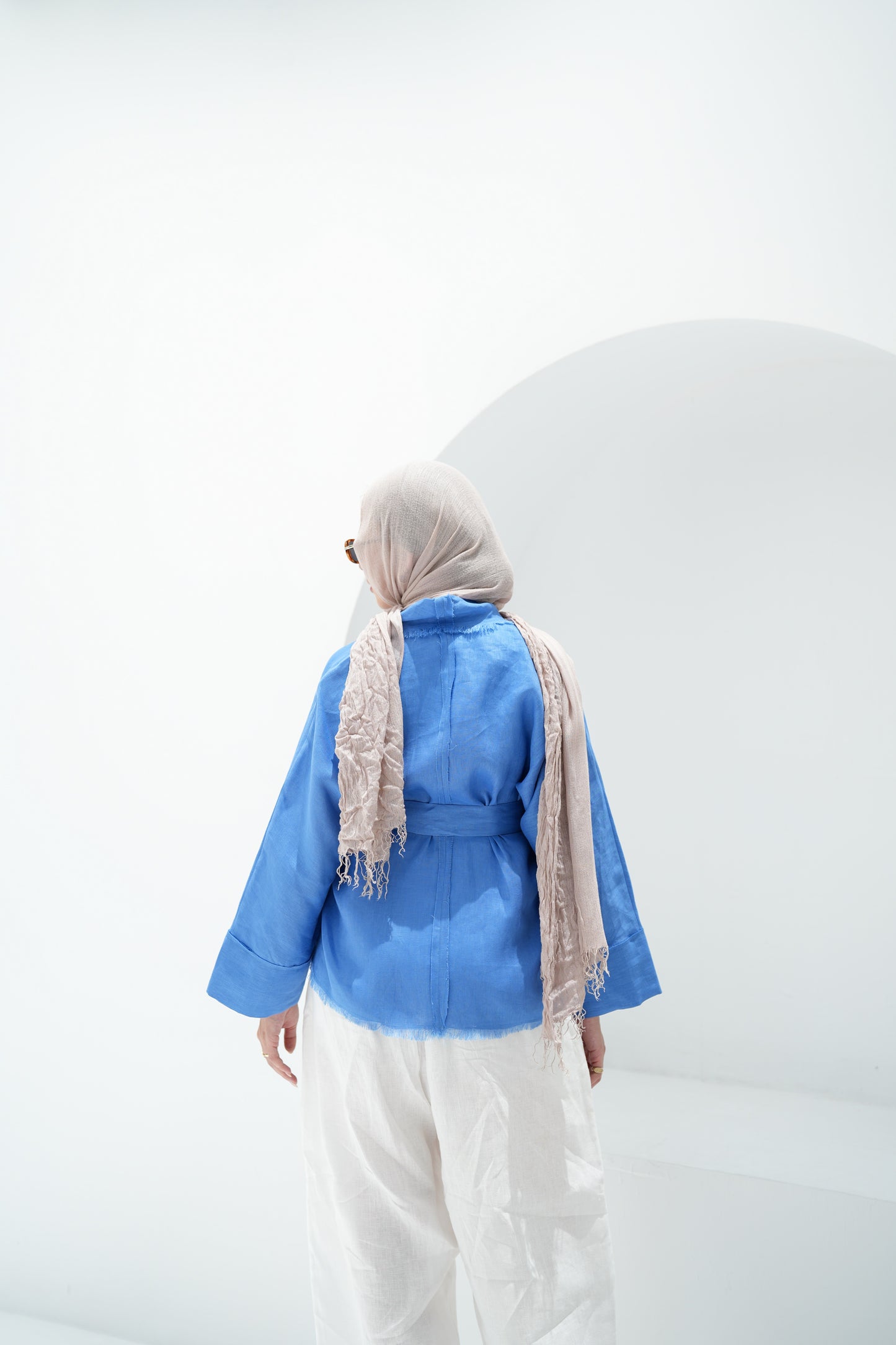Sun Chaser Linen Cardigan - Cobalt