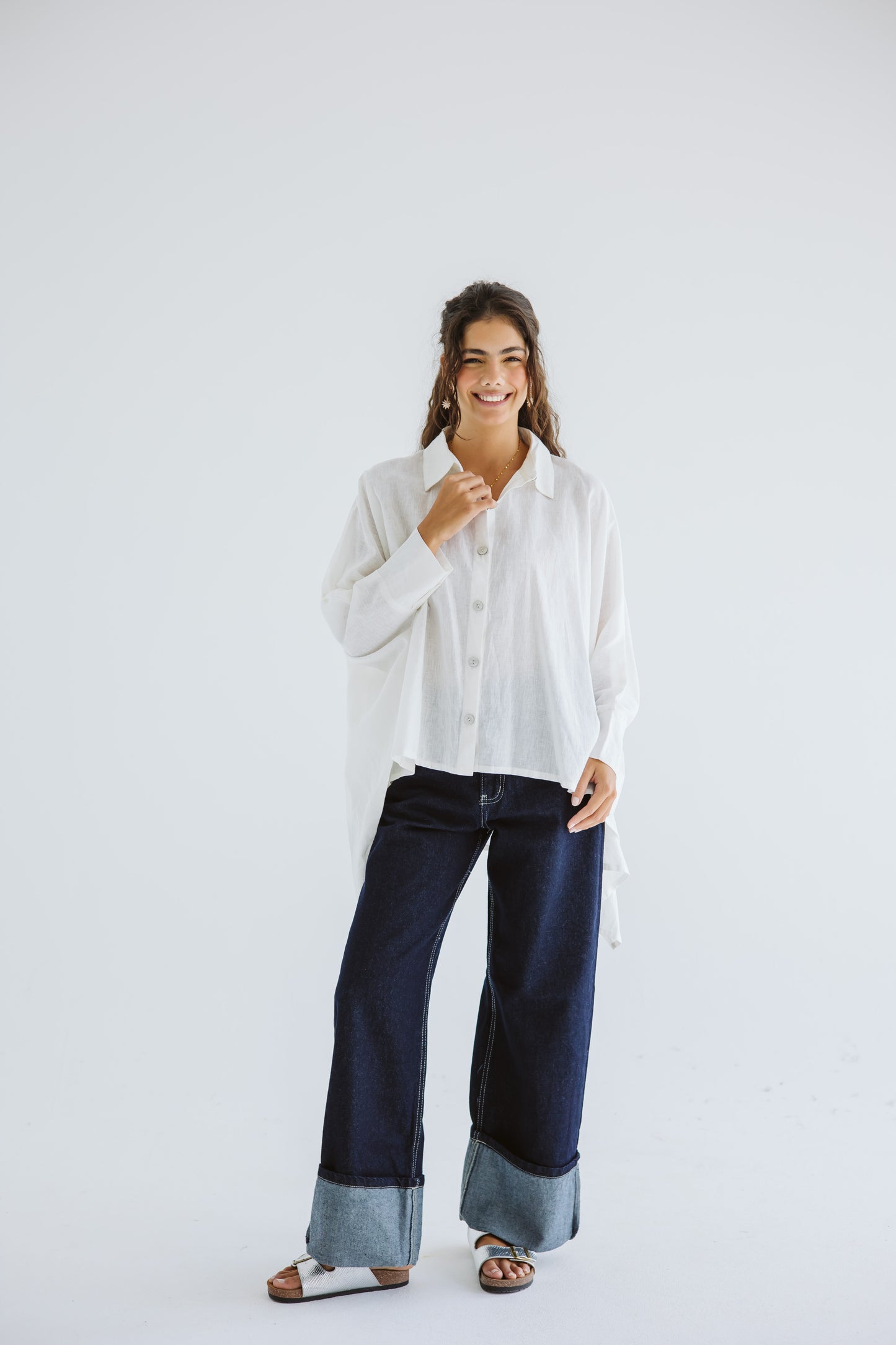 City Diaries Linen Cape in White