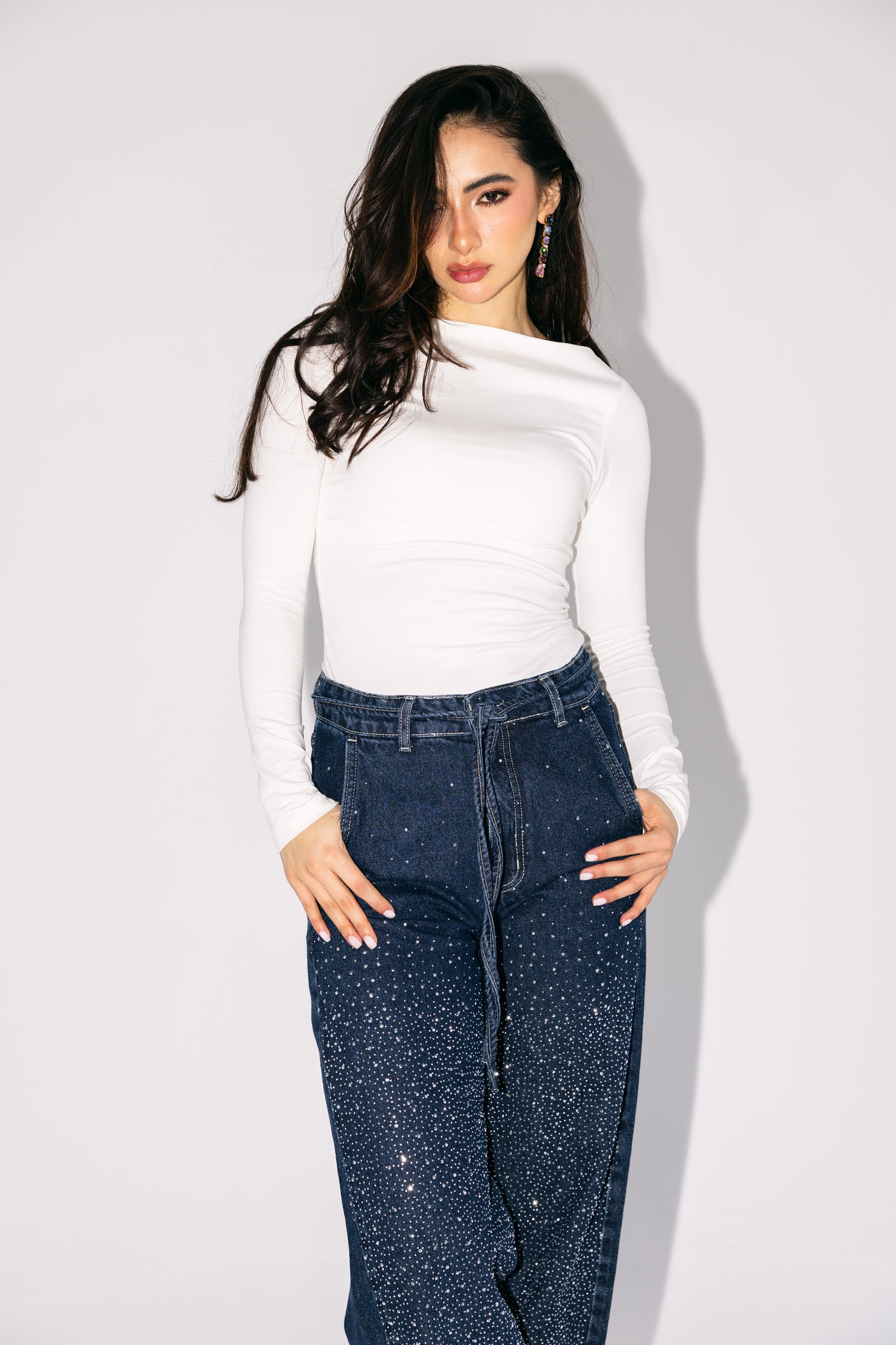 Unmatched Denim Pants in Dark Blue