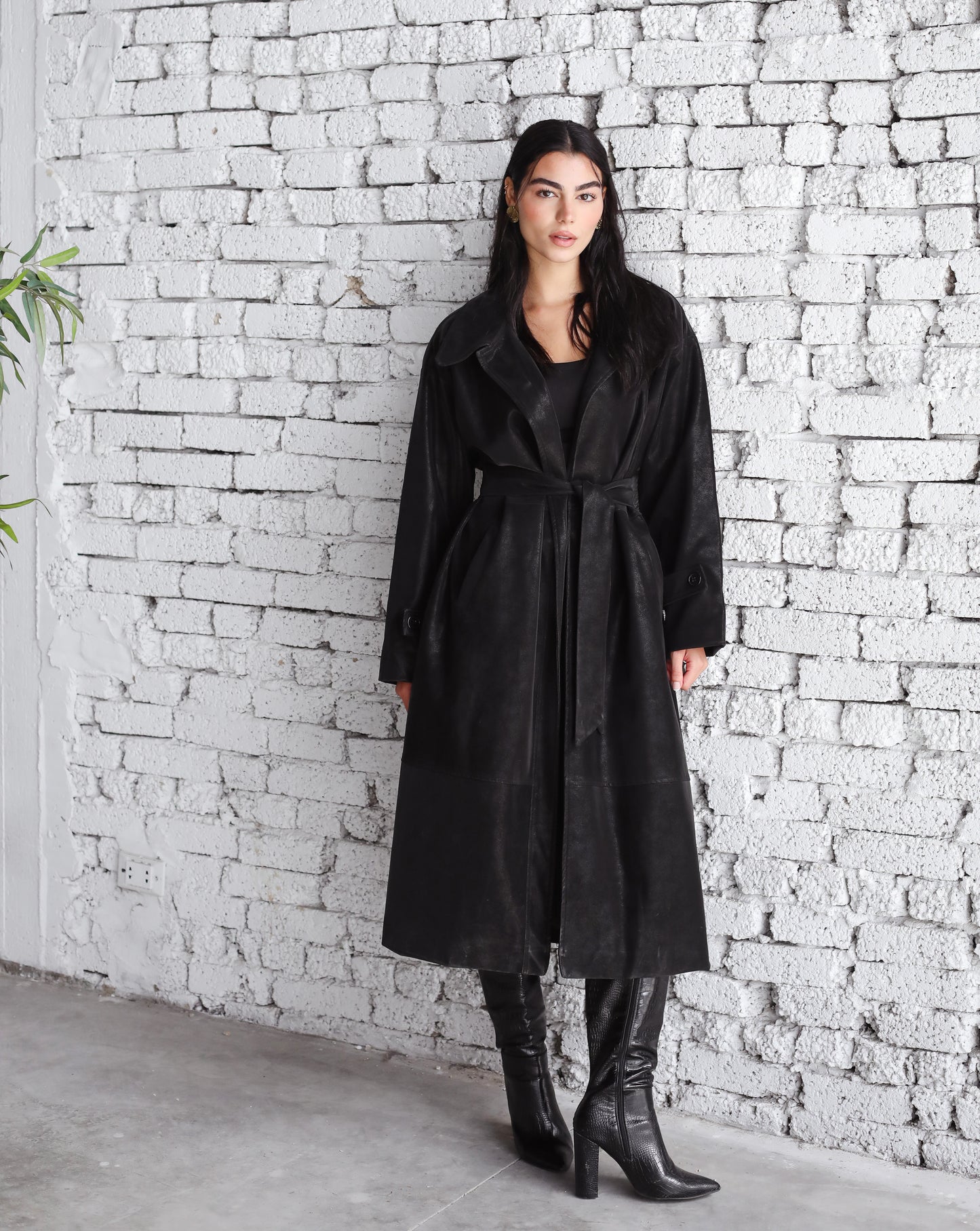 Rock it Leather Trench in Black