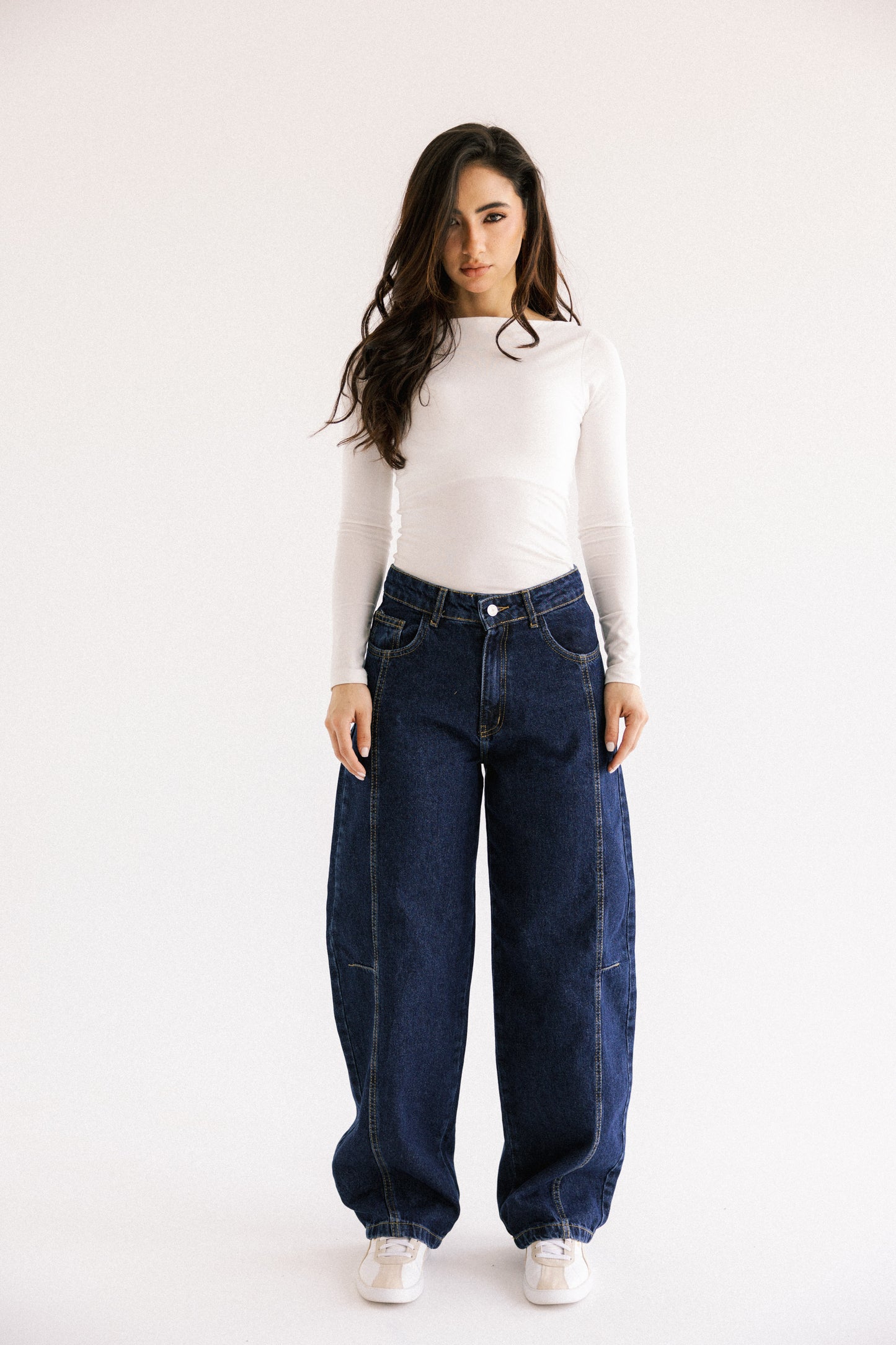 Out N About Balloon Denim Pants in Indigo