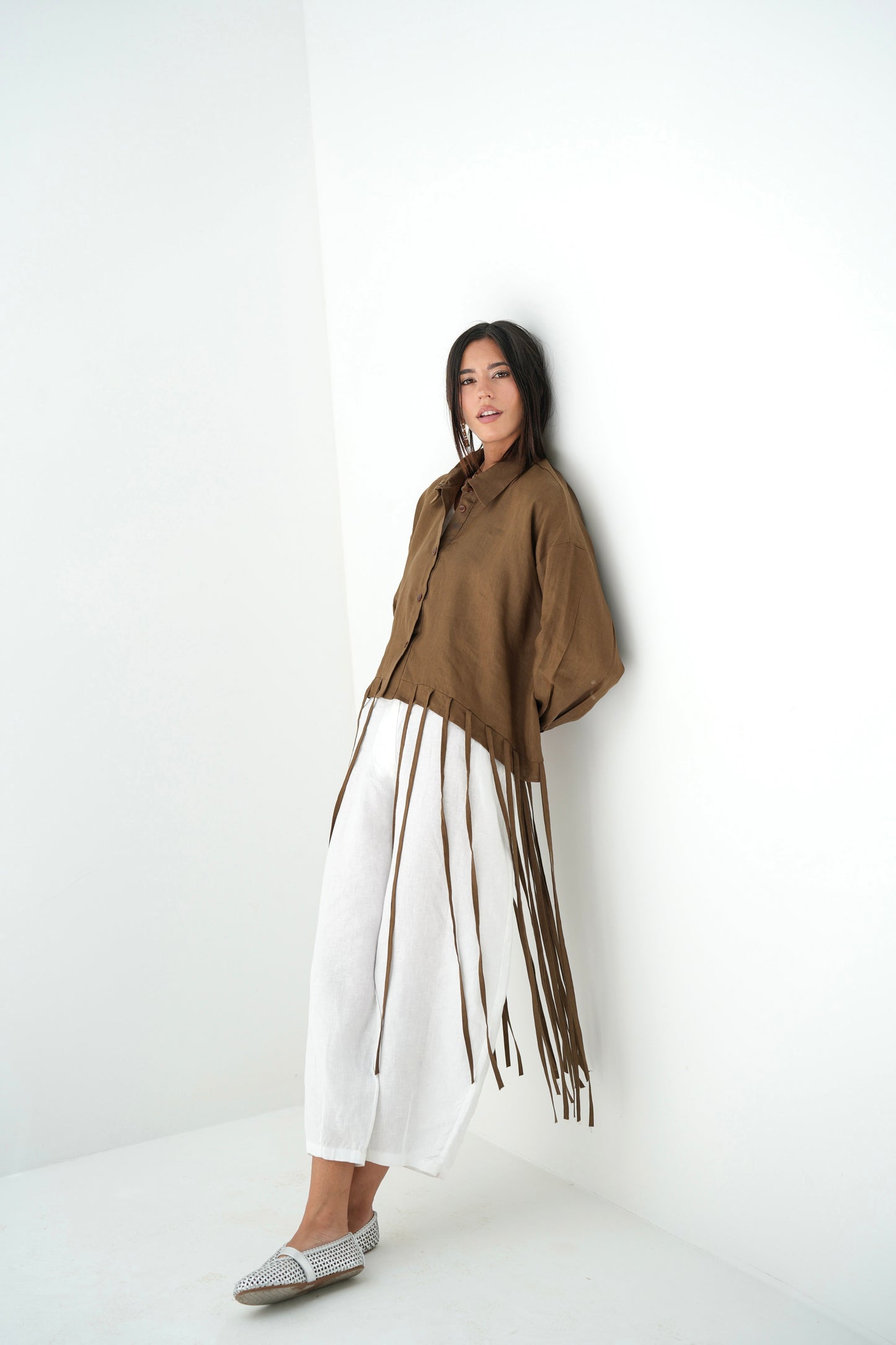 Girl’s Girl Linen Top - Taupe