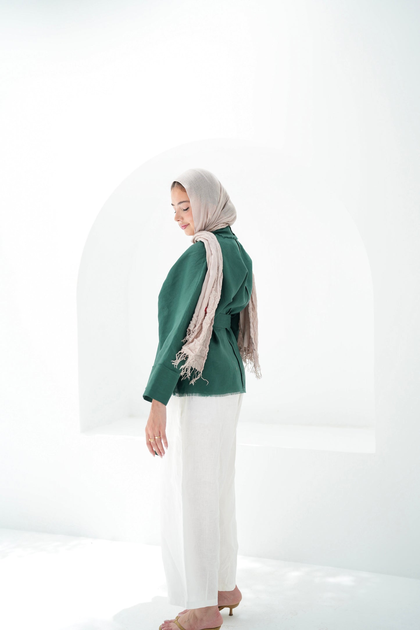 Sun Chaser Linen Cardigan - Emerald Green