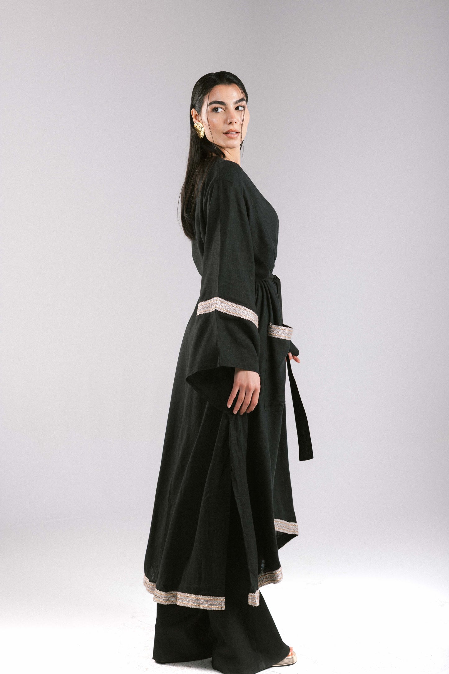 The Linen Kaftan in Black