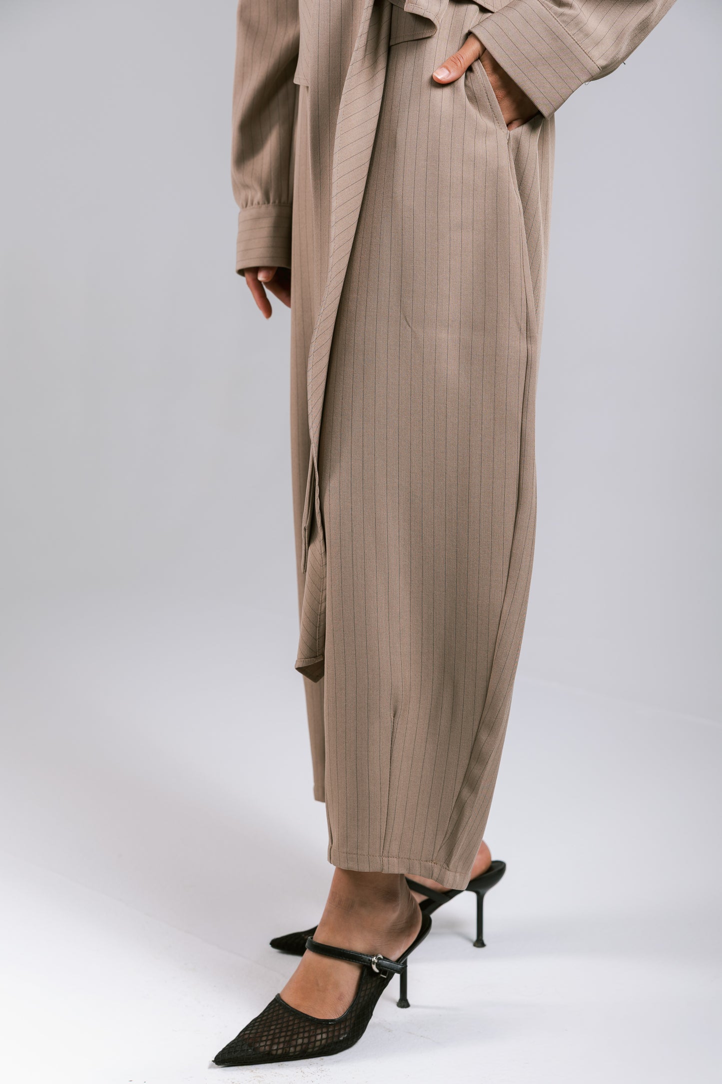 Knot Your Type Striped Set - Griege