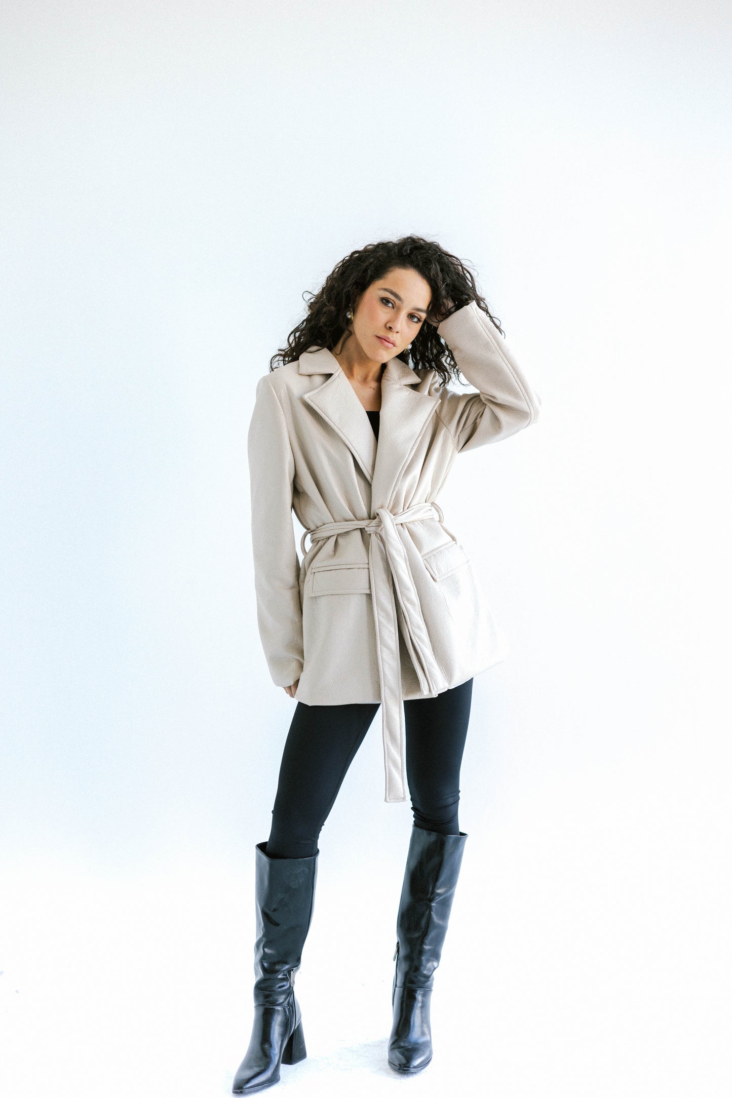 Going Places Leather Blazer (Long Version)  - Creme