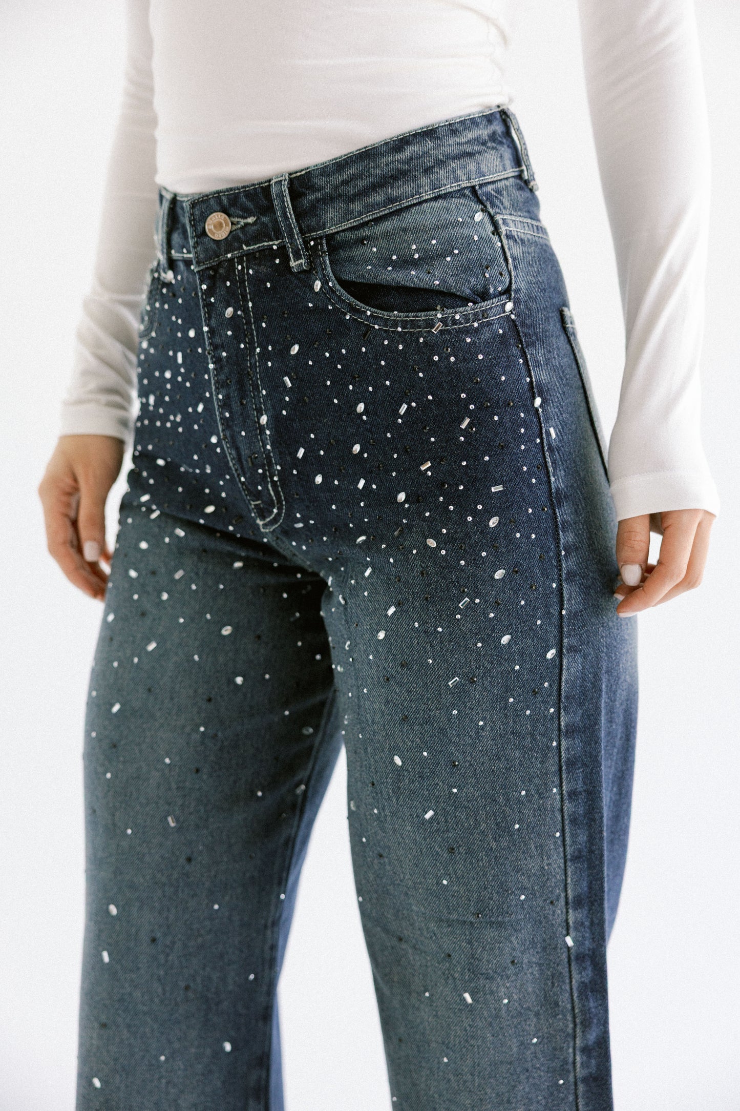 She’s The Moment Denim Pants in Dark Blue