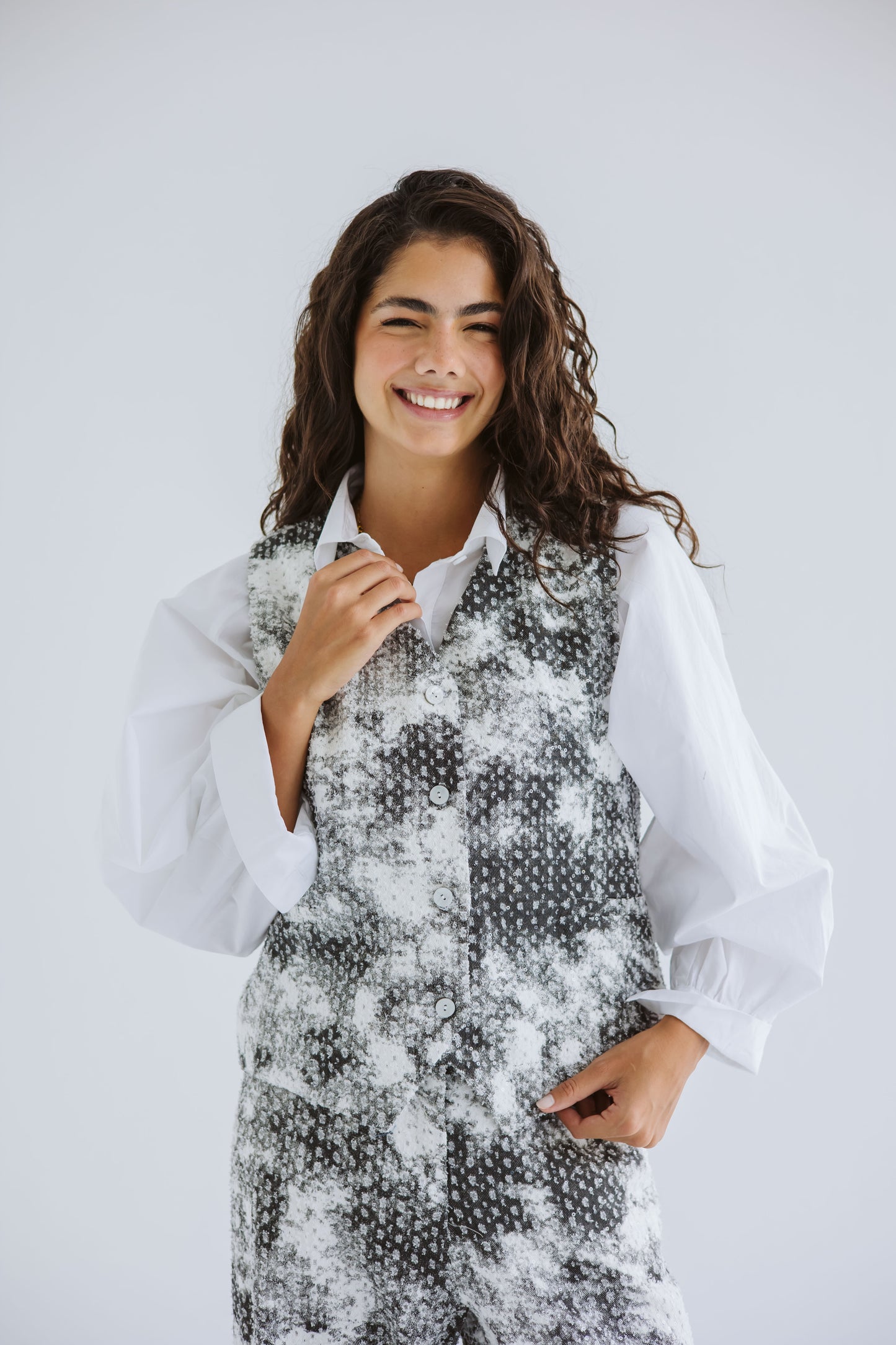 Rising Star Denim Vest in Black