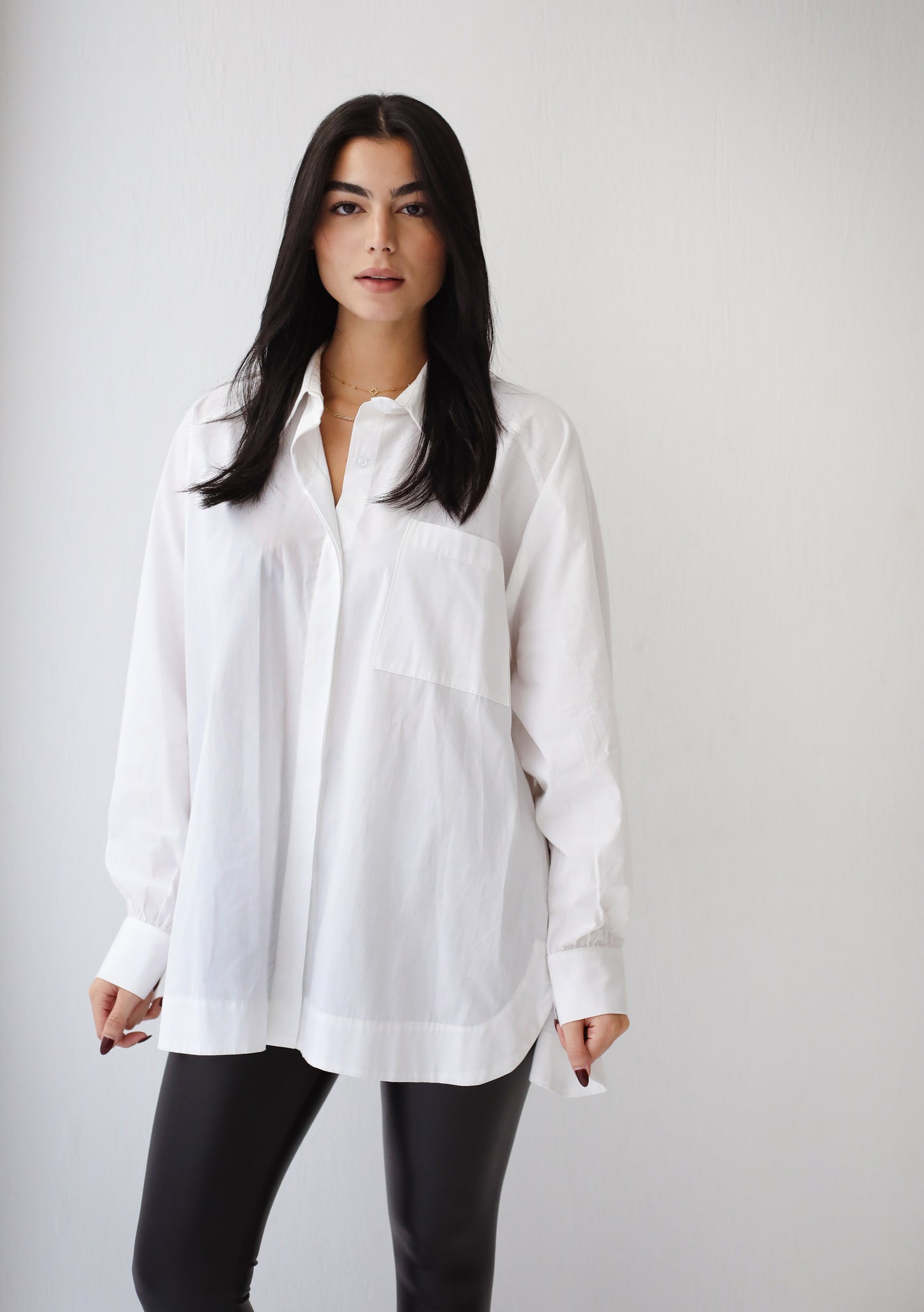 Essential Shirt in White