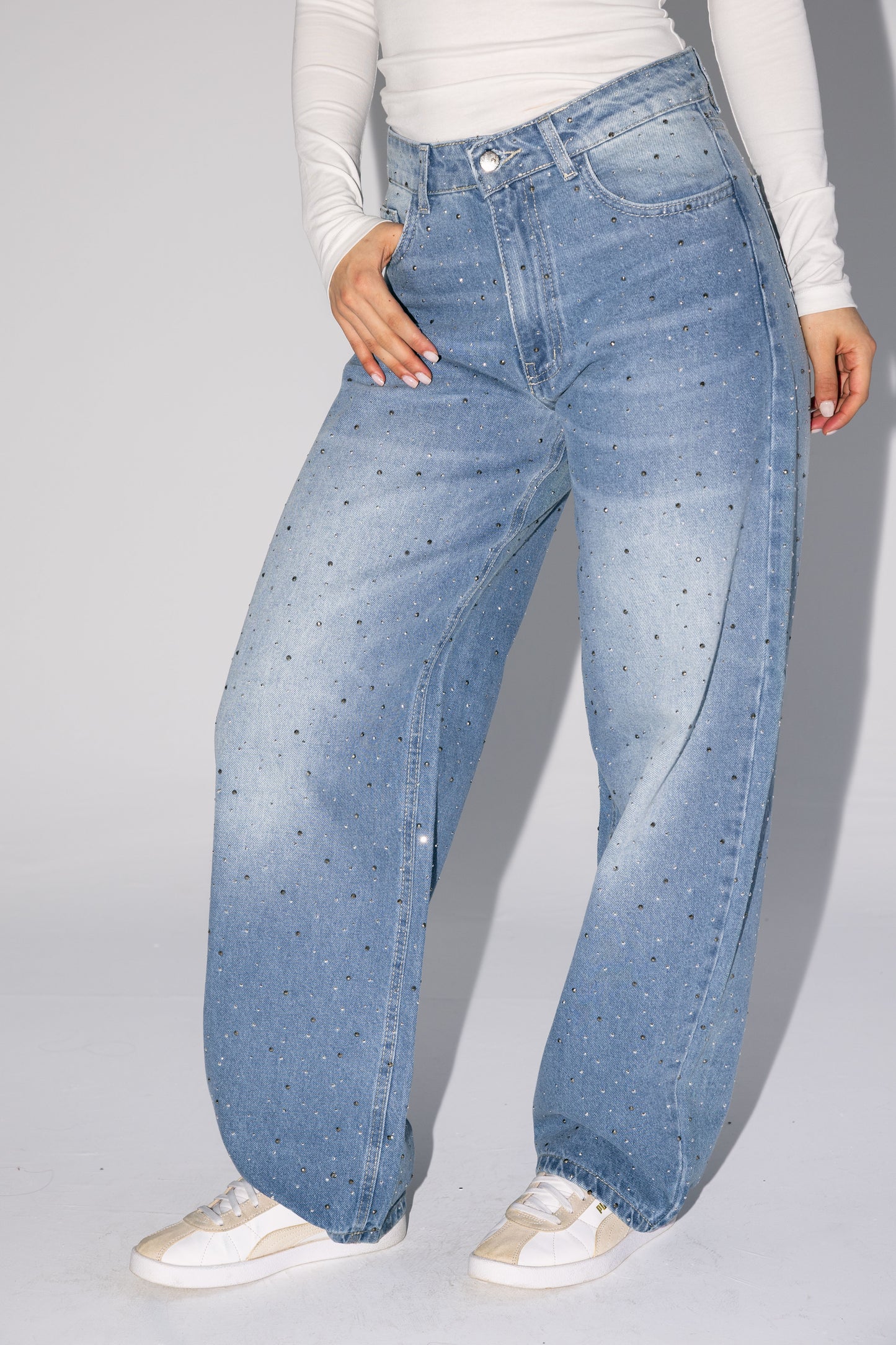 She Rises Denim Pants in Blue